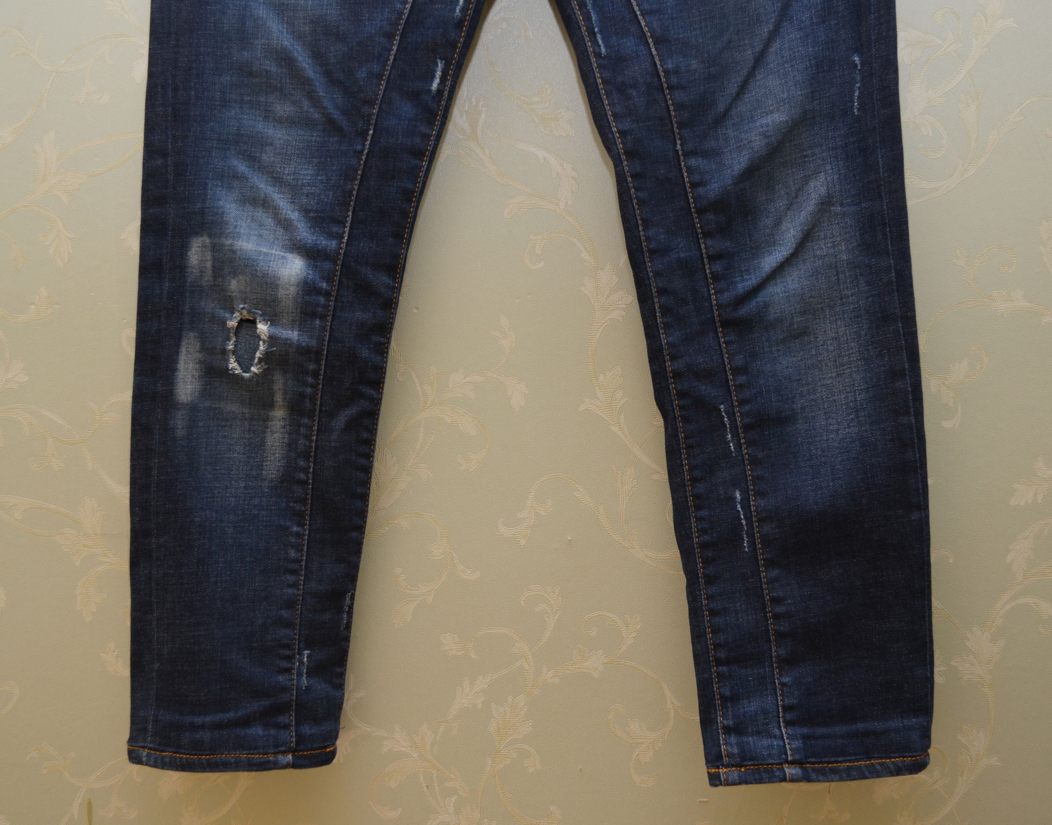 Dsquared2 Dsquared2 Blue Distressed Skinny Dan jeans Sz W30 L30 Size US 30 / EU 46 - 7 Thumbnail