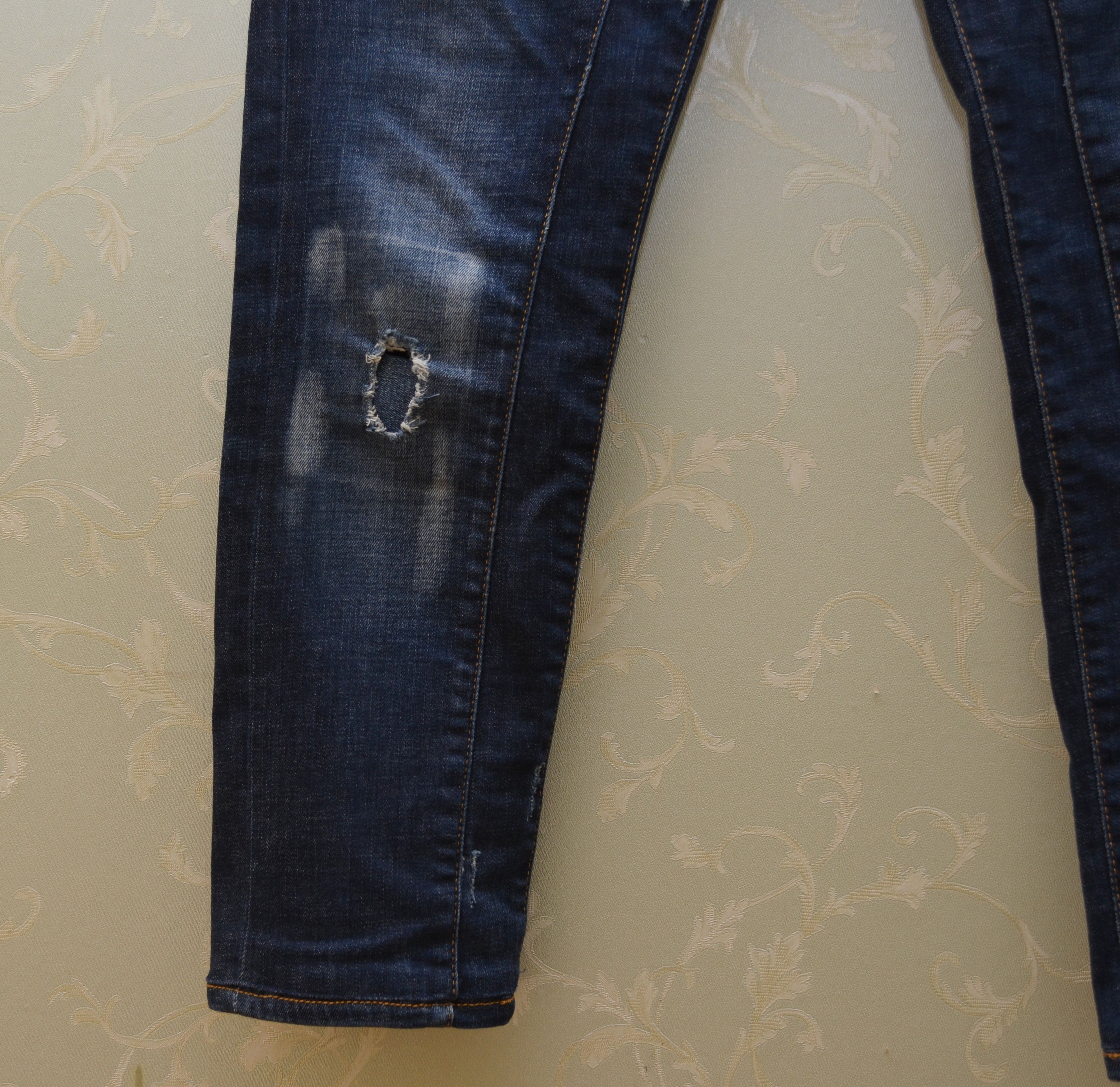 Dsquared2 Dsquared2 Blue Distressed Skinny Dan jeans Sz W30 L30 Size US 30 / EU 46 - 9 Thumbnail