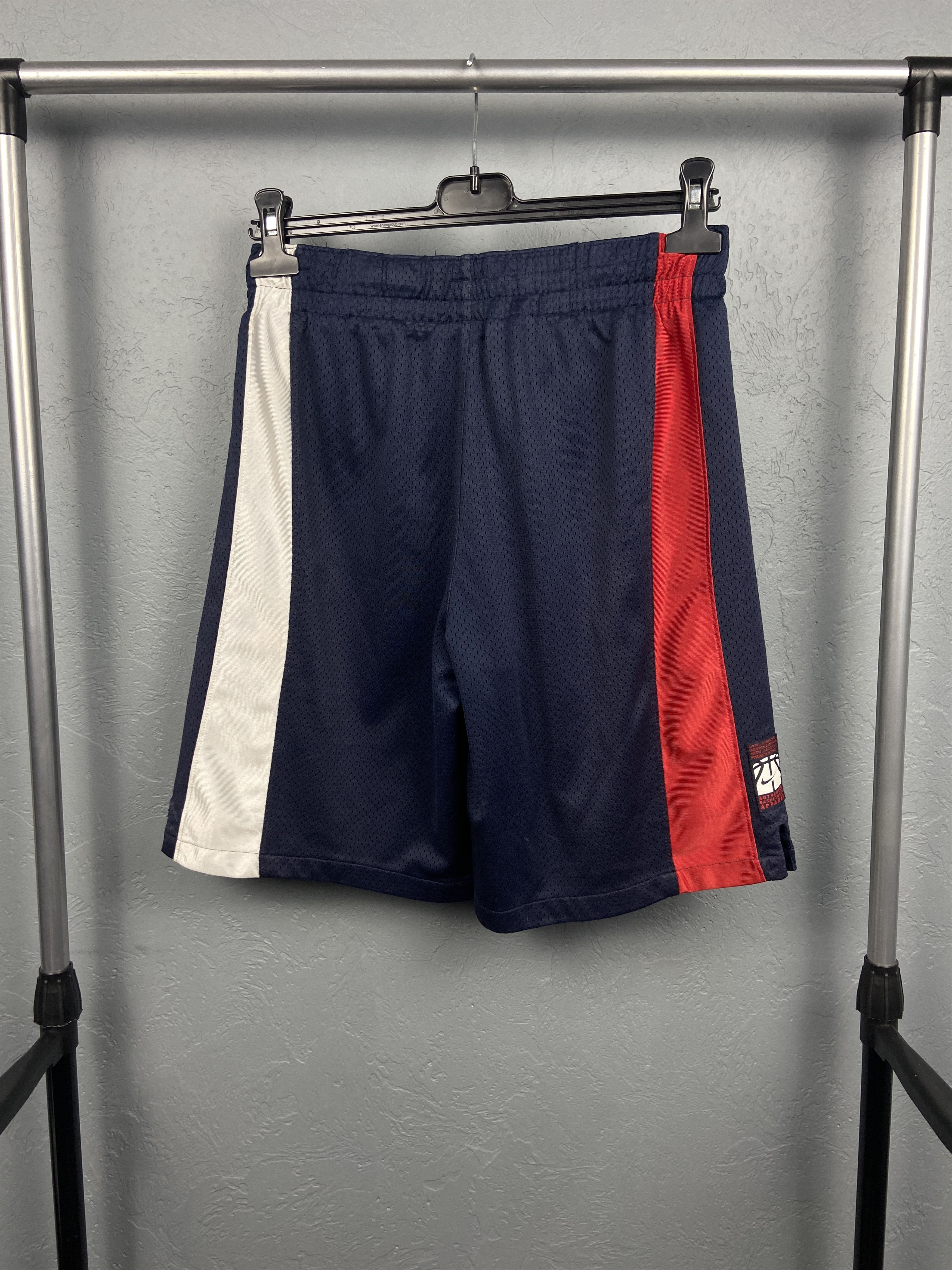 Nike × Vintage Vintage Nike Basketball Mens Shorts Y2K Size US 30 / EU 46 - 4 Thumbnail