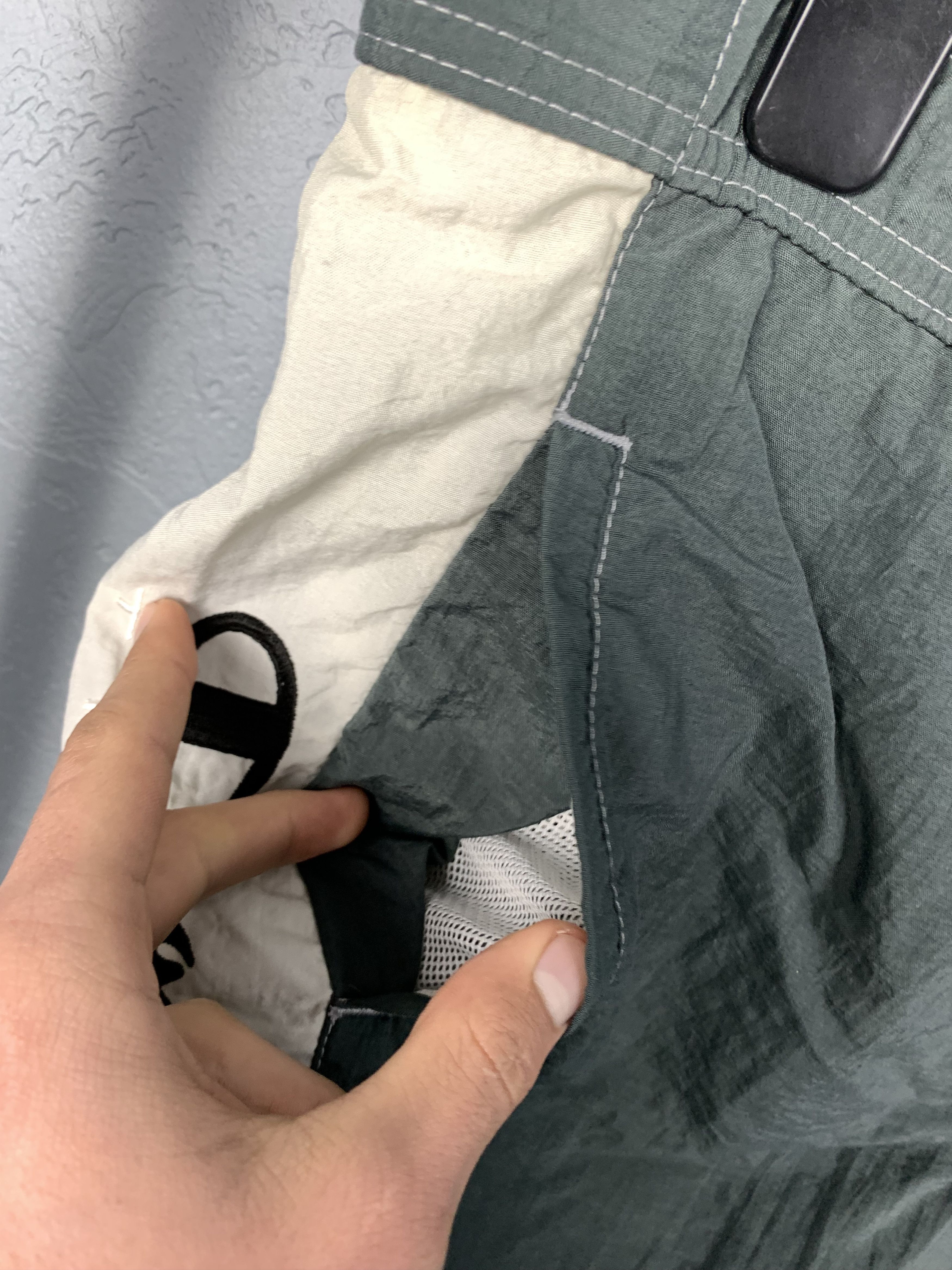 Champion × Vintage 90'S Vintage Champion Big Logo Shorts Size US 34 / EU 50 - 4 Thumbnail