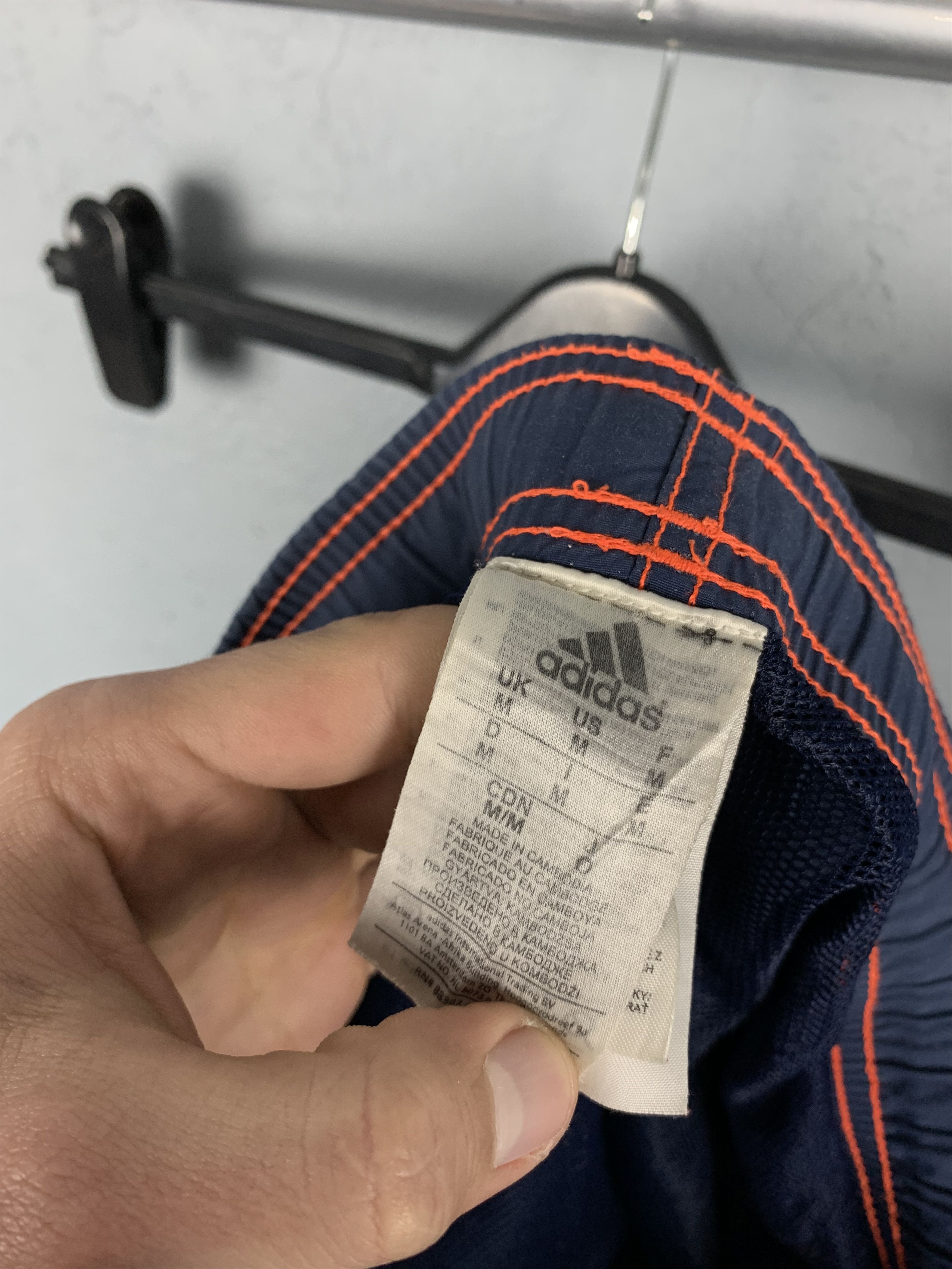 Adidas × Vintage Adidas Vintage Mens Nylon Swimming Shorts Size US 32 / EU 48 - 7 Thumbnail