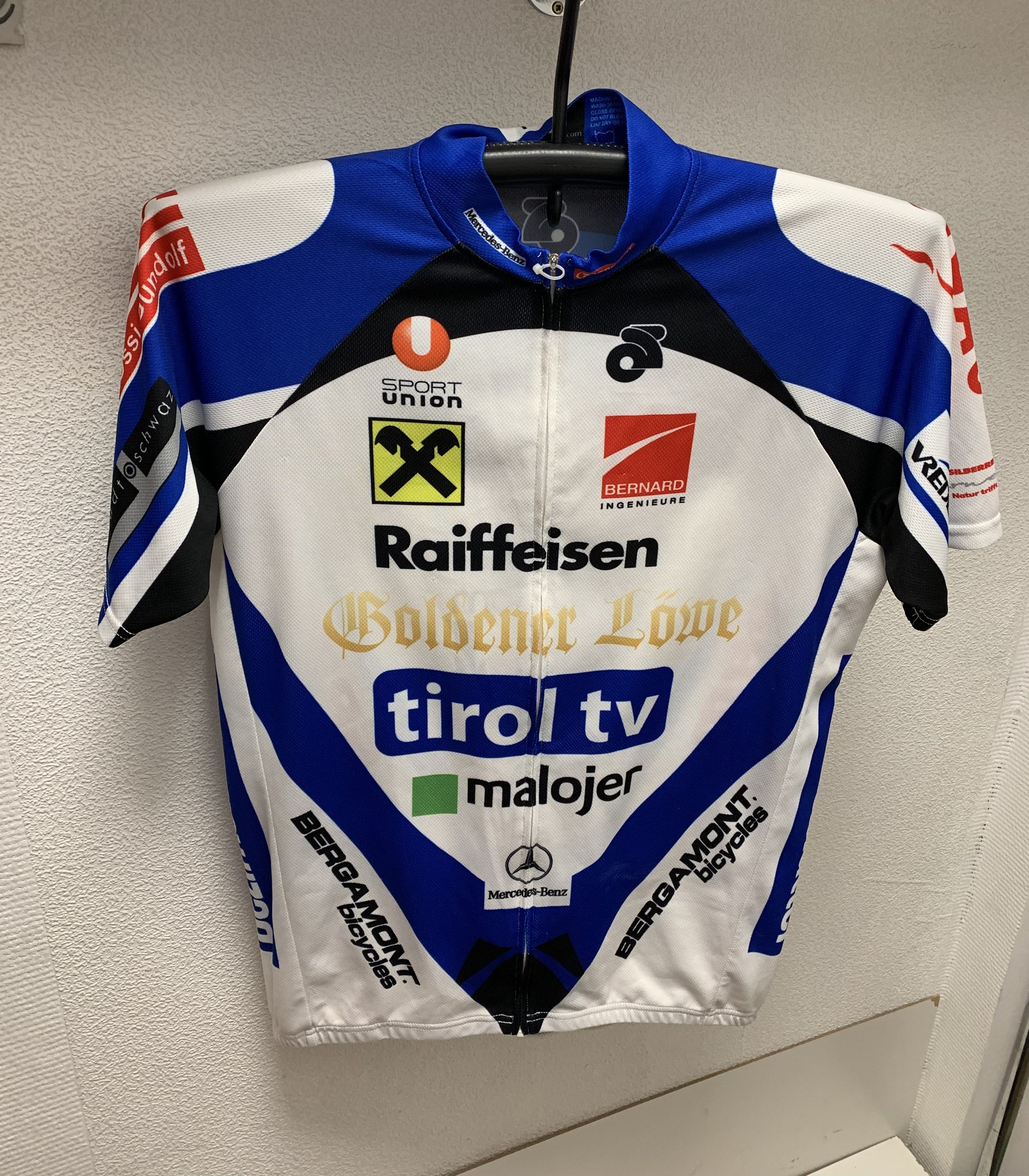 Bicycle Vintage bicycle shirt raiffeisen Mercedes malojer Xl sz Size US XL / EU 56 / 4 - 1 Thumbnail