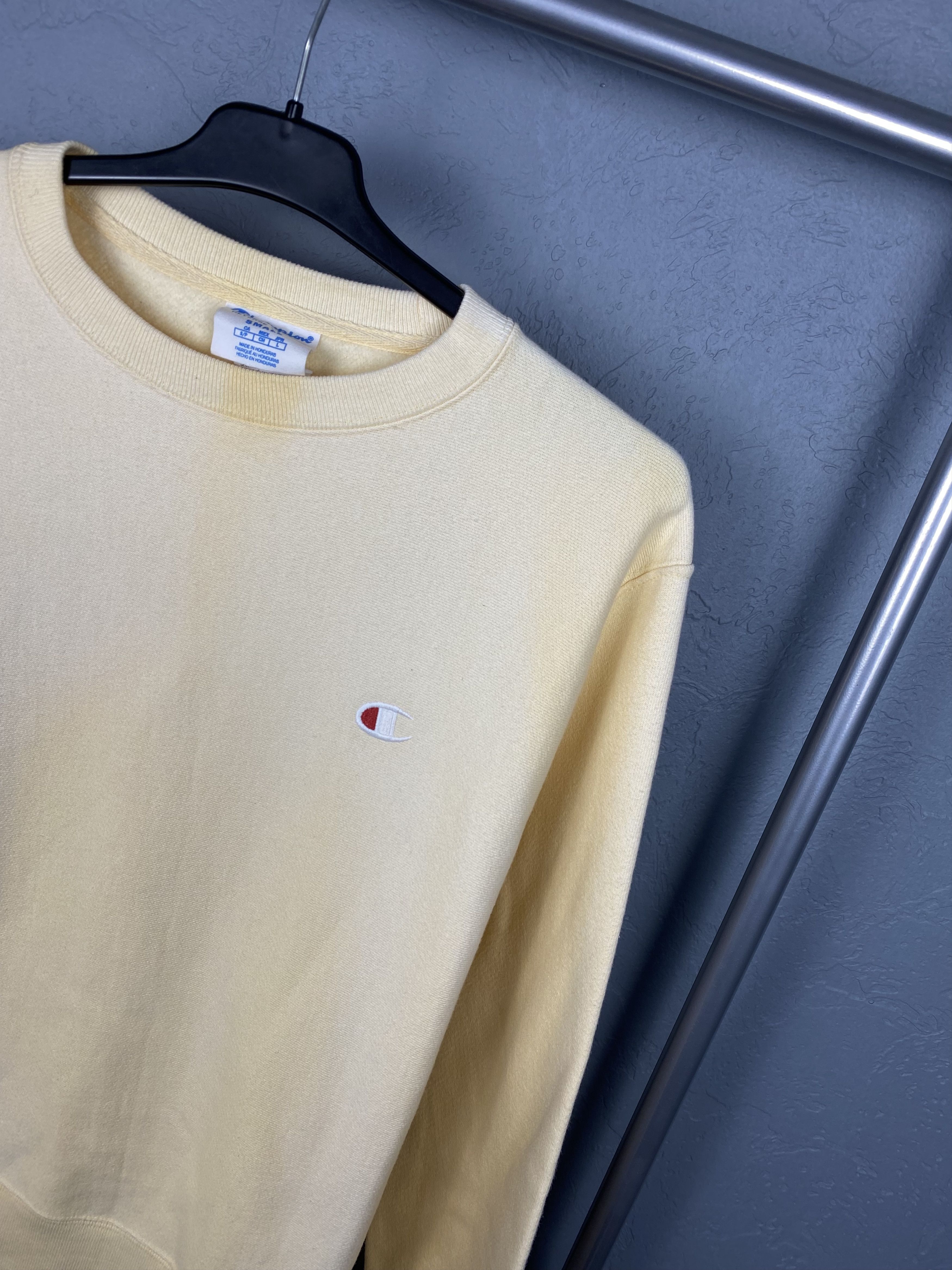 Champion CHAMPION 90s Vintage Sun Faded Mens Sweatshirt Crew Neck Size US S / EU 44-46 / 1 - 2 Thumbnail