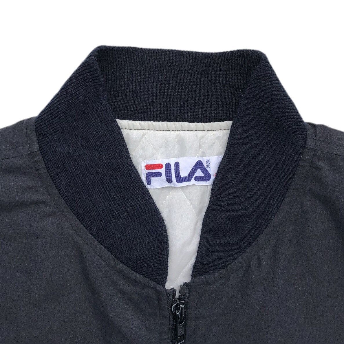 Fila Vintage Fila Biella Italia 🇮🇹 Big Logo Bomber Jacket Size US L / EU 52-54 / 3 - 15 Thumbnail