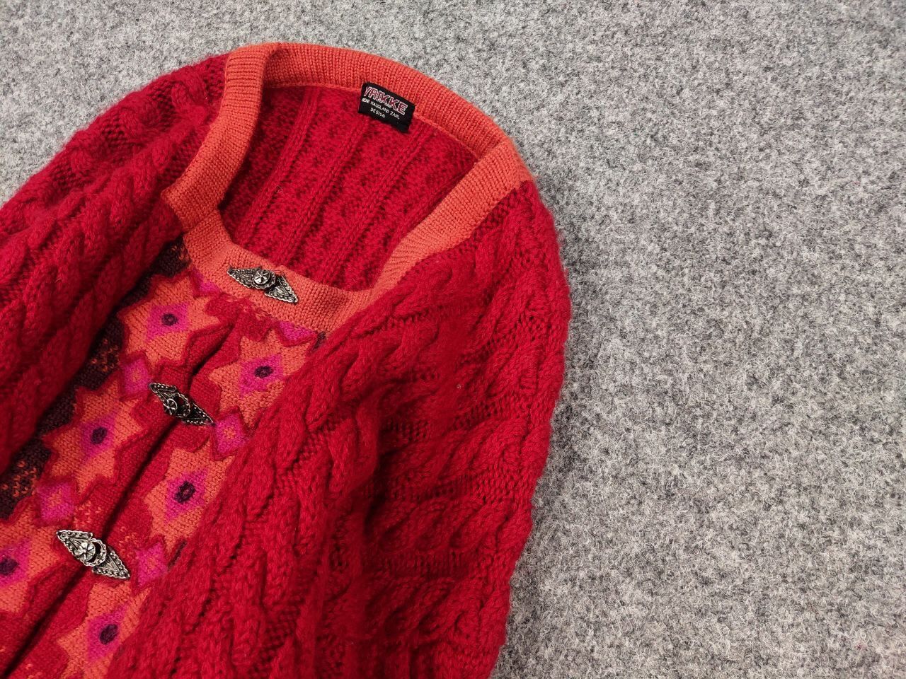 Dale Of Norway Vintage 90's Vrikke Norway Wool pattern Red Sweater Cardigan Size M / US 6-8 / IT 42-44 - 4 Thumbnail