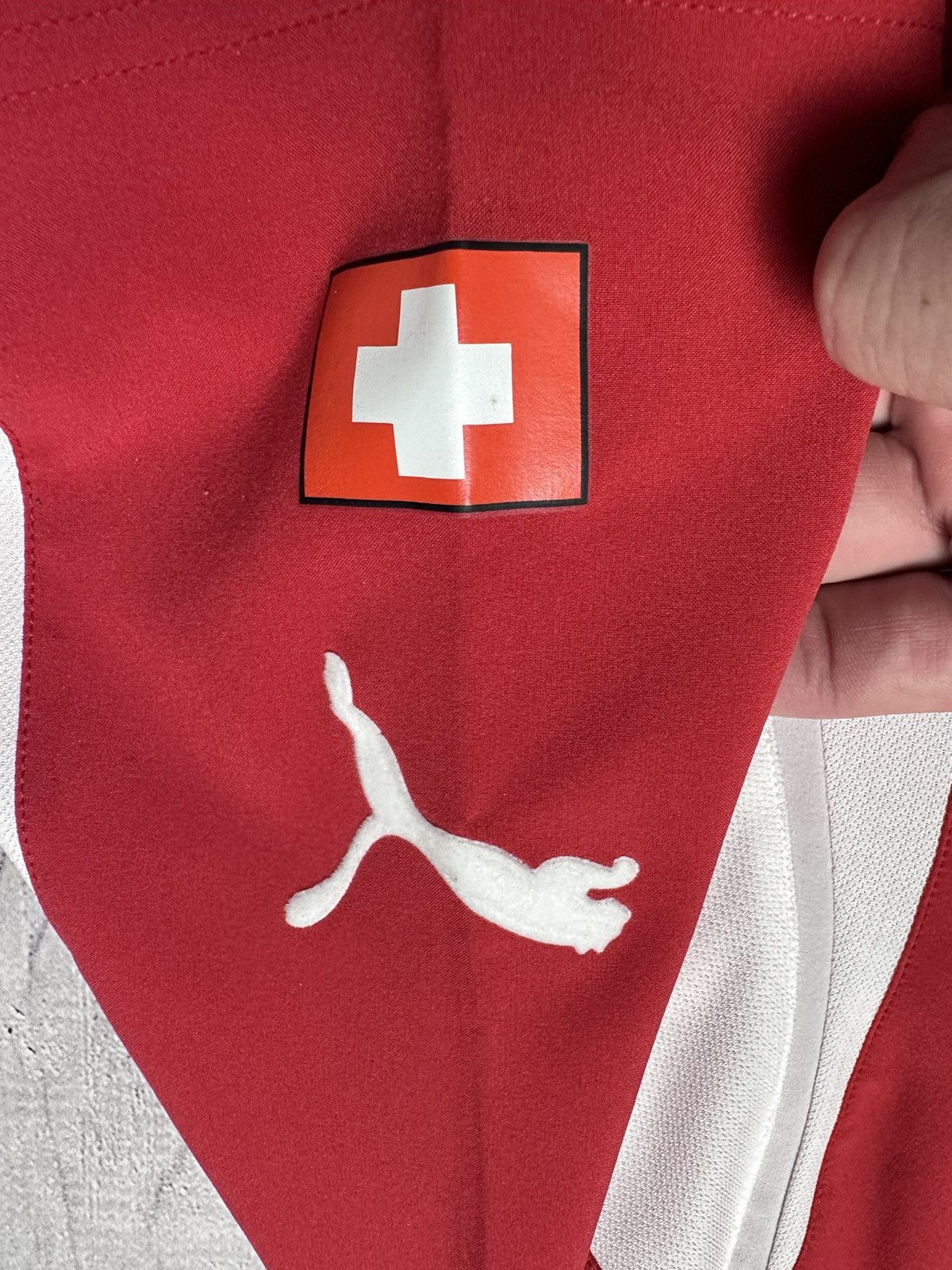 Puma × Vintage Vintage puma Switzerland soccer jersey size XL Size US XL / EU 56 / 4 - 4 Thumbnail