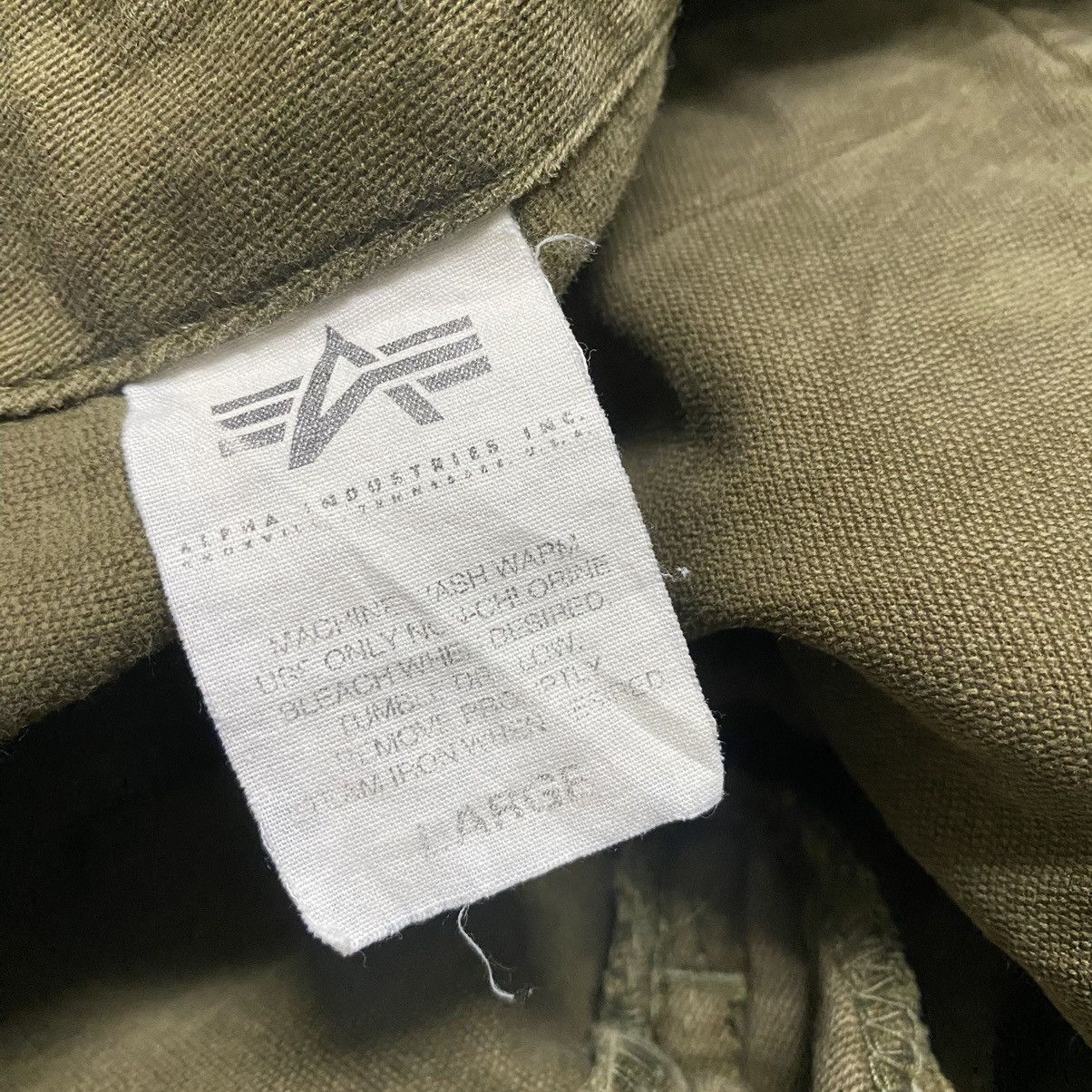 Alpha Industries Vintage US Marine Corps Monkey Pants Cropped by Alpha Size US 32 / EU 48 - 19 Thumbnail