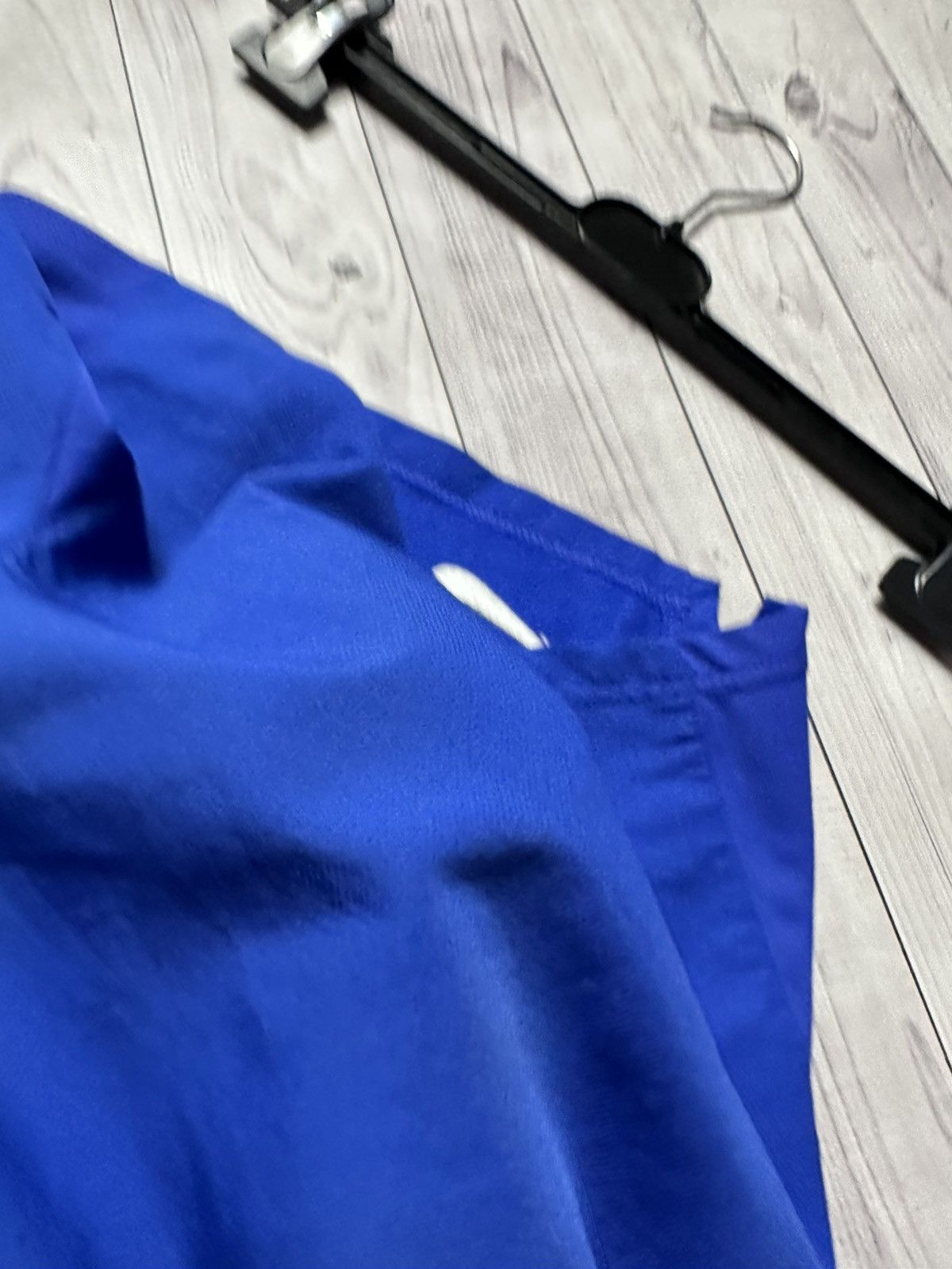 Nike × Vintage Vintage Nike Manchester United soccer shorts blue Size XXL Size US 38 / EU 54 - 6 Thumbnail