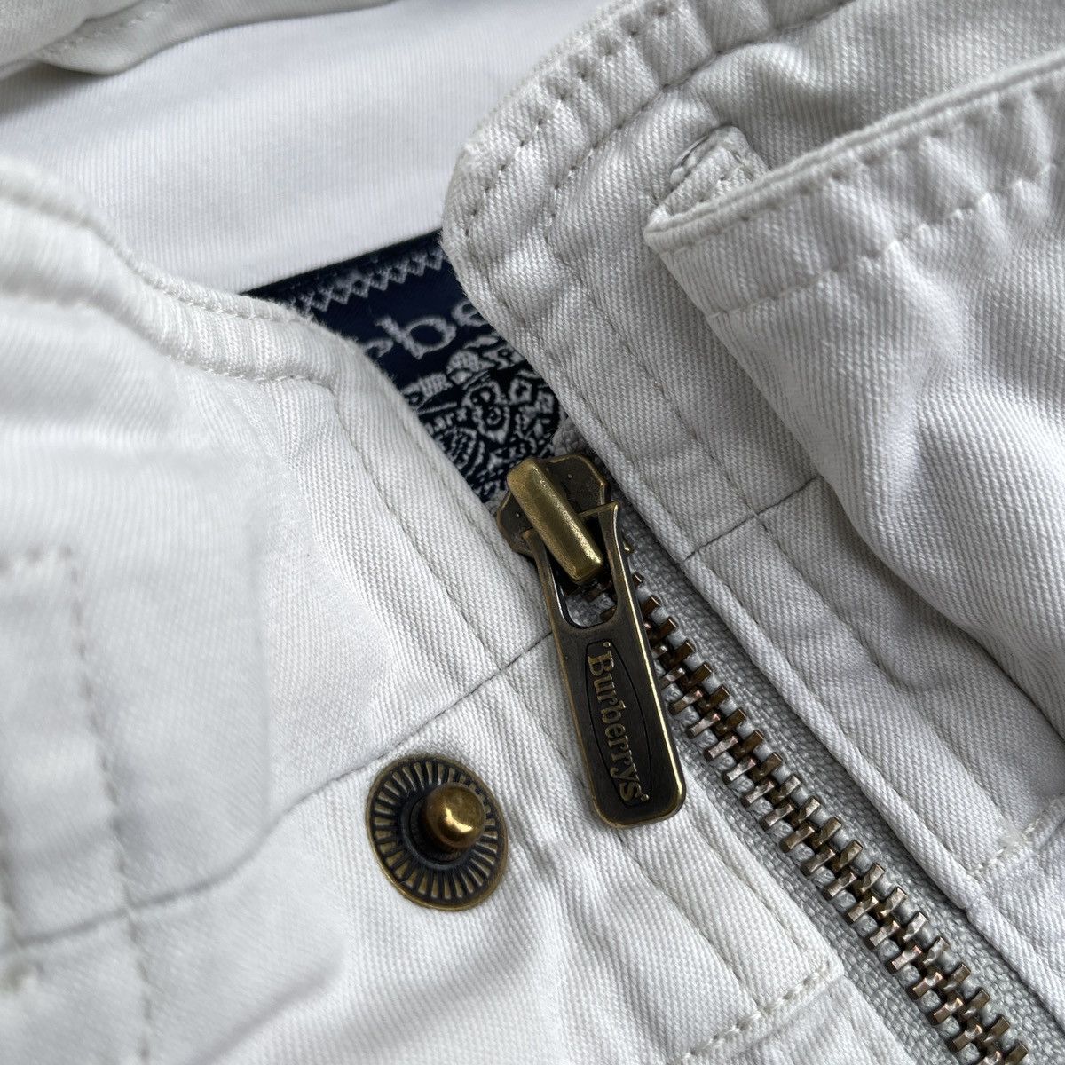 Burberry × Vintage Vintage Burberrys Hoodie Jacket Size US M / EU 48-50 / 2 - 9 Thumbnail