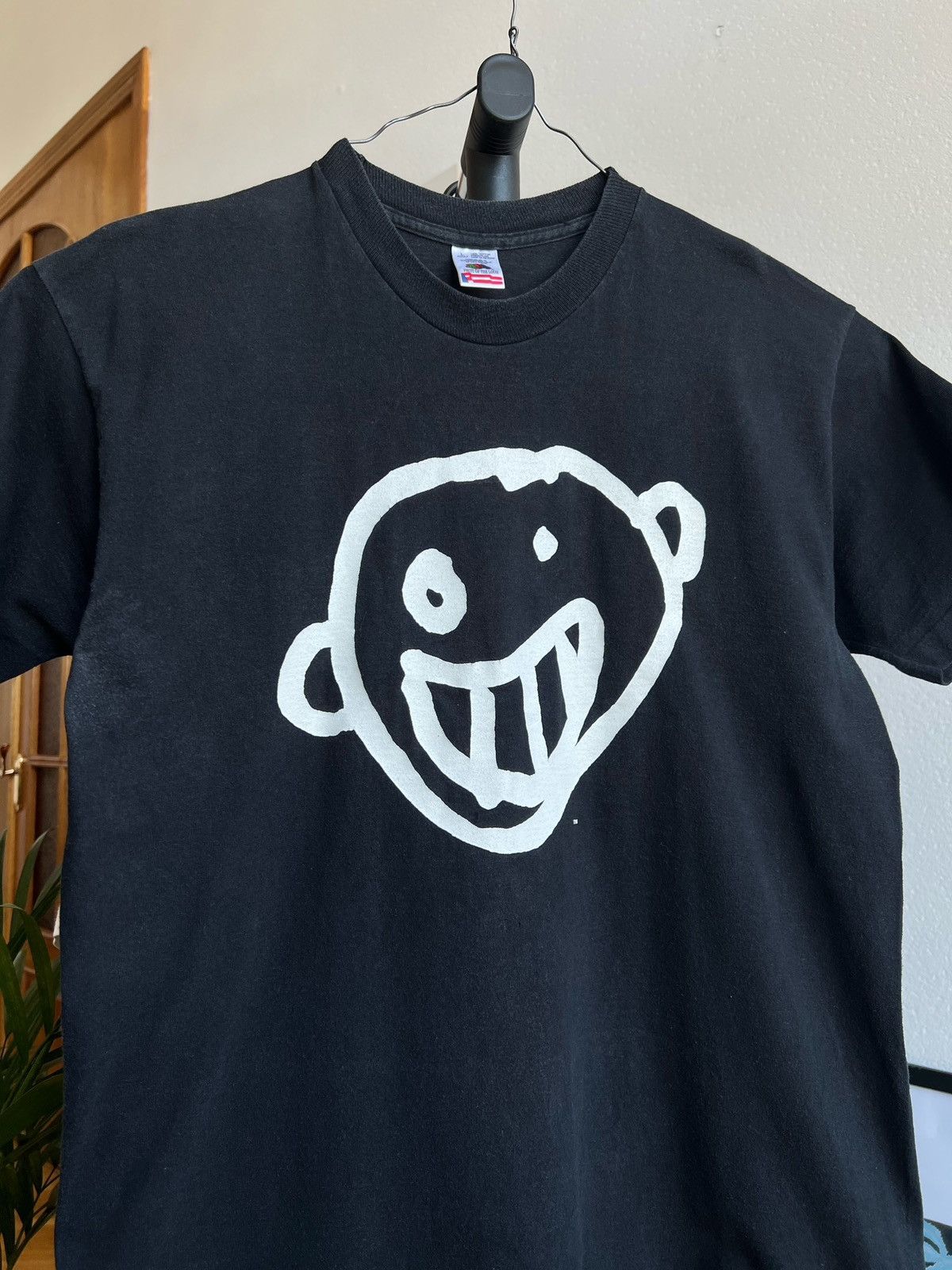 Vintage 90s Comic New Bury Art tee rare Size US L / EU 52-54 / 3 - 4 Thumbnail