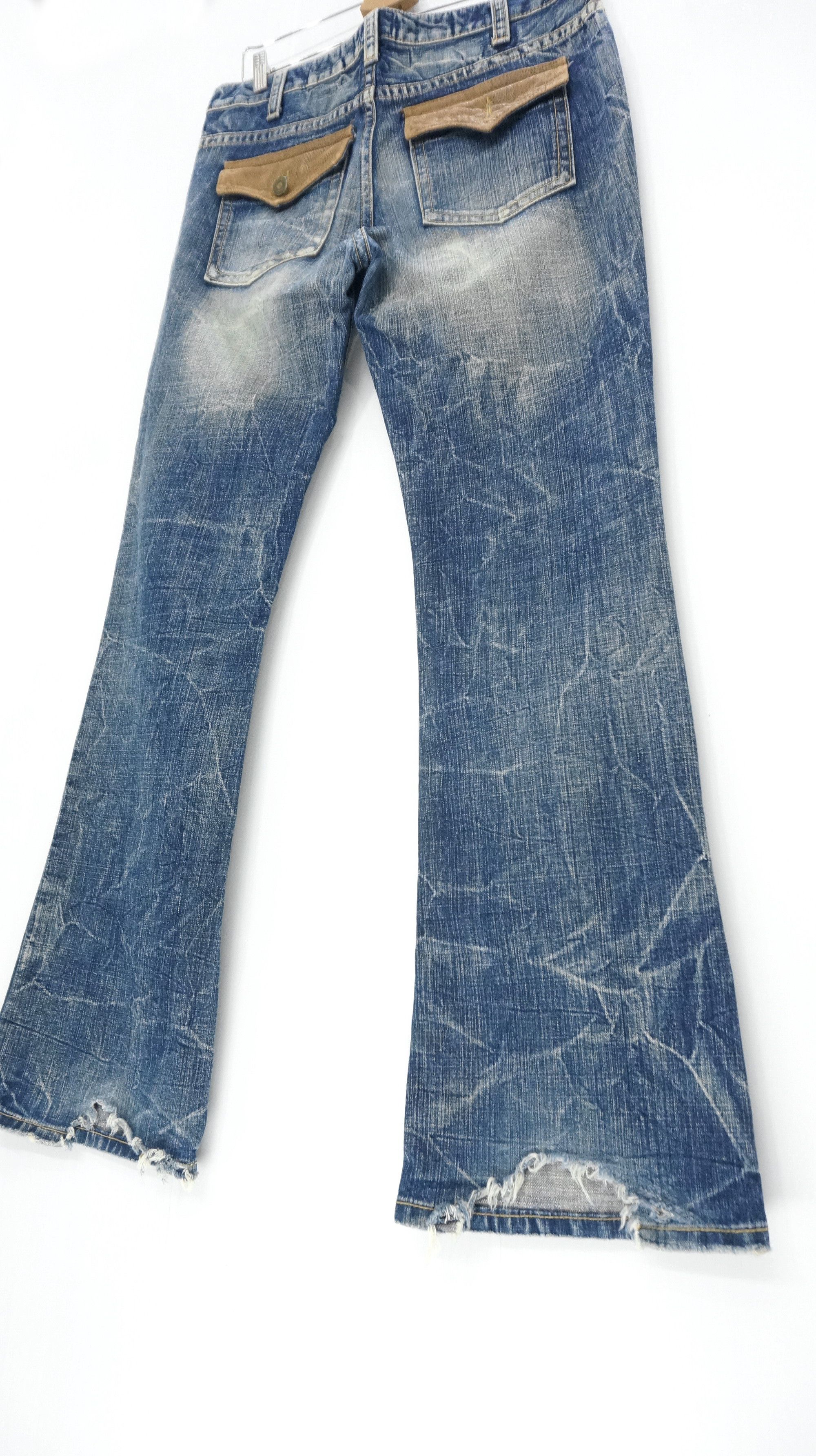 Japanese Brand 💥💥VTG RARE💥💥 Flared OZZ-FIRST PINBALL Distressed Jeans Size US 34 / EU 50 - 1 Thumbnail