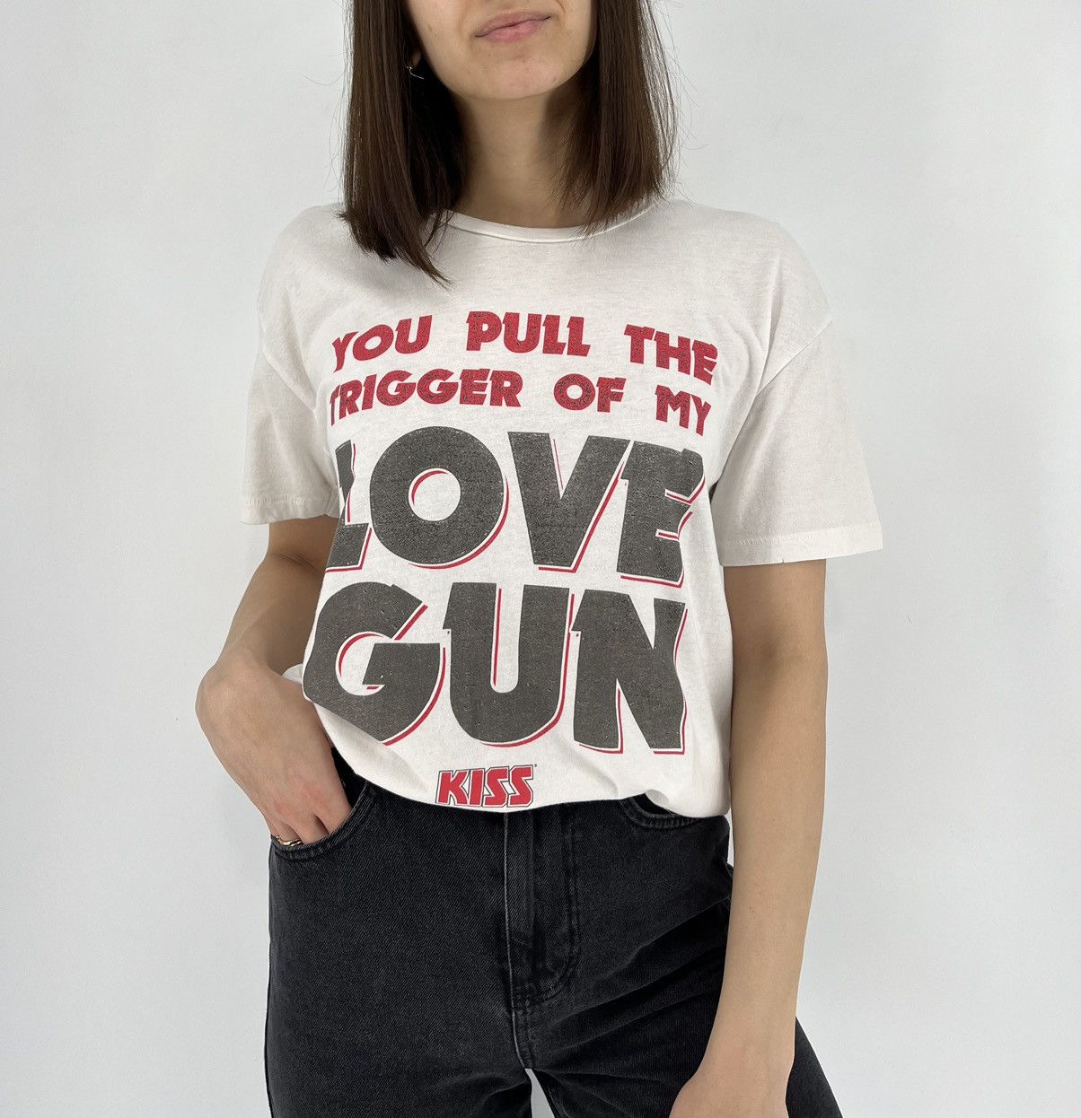 Band Tees Vintage Y2K KISS "You Pull The Trigger Of My Love Gun " Size M / US 6-8 / IT 42-44 - 2 Thumbnail