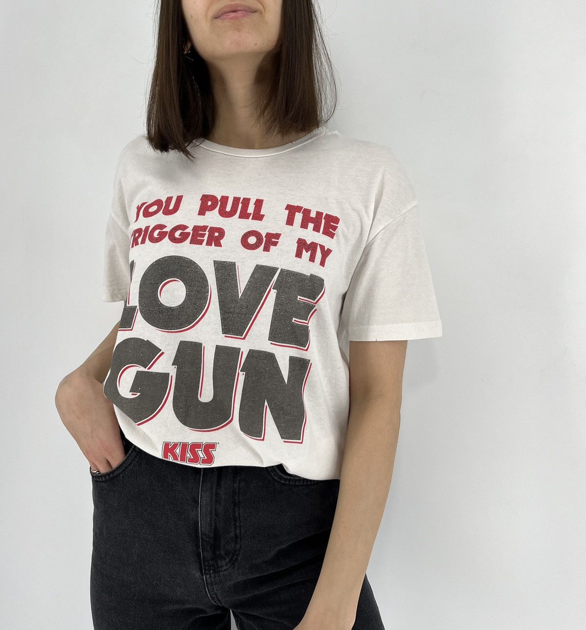 Band Tees Vintage Y2K KISS "You Pull The Trigger Of My Love Gun " Size M / US 6-8 / IT 42-44 - 3 Thumbnail
