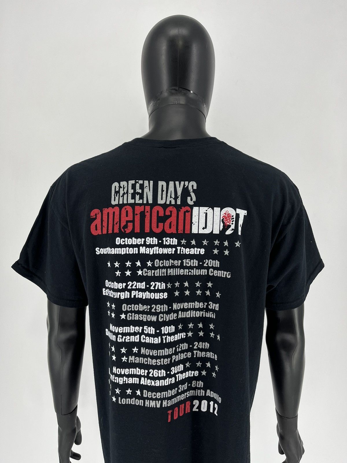 Band Tees Green Day's American Idiot Band T-shirt tour 2012 Size US XL / EU 56 / 4 - 8 Thumbnail
