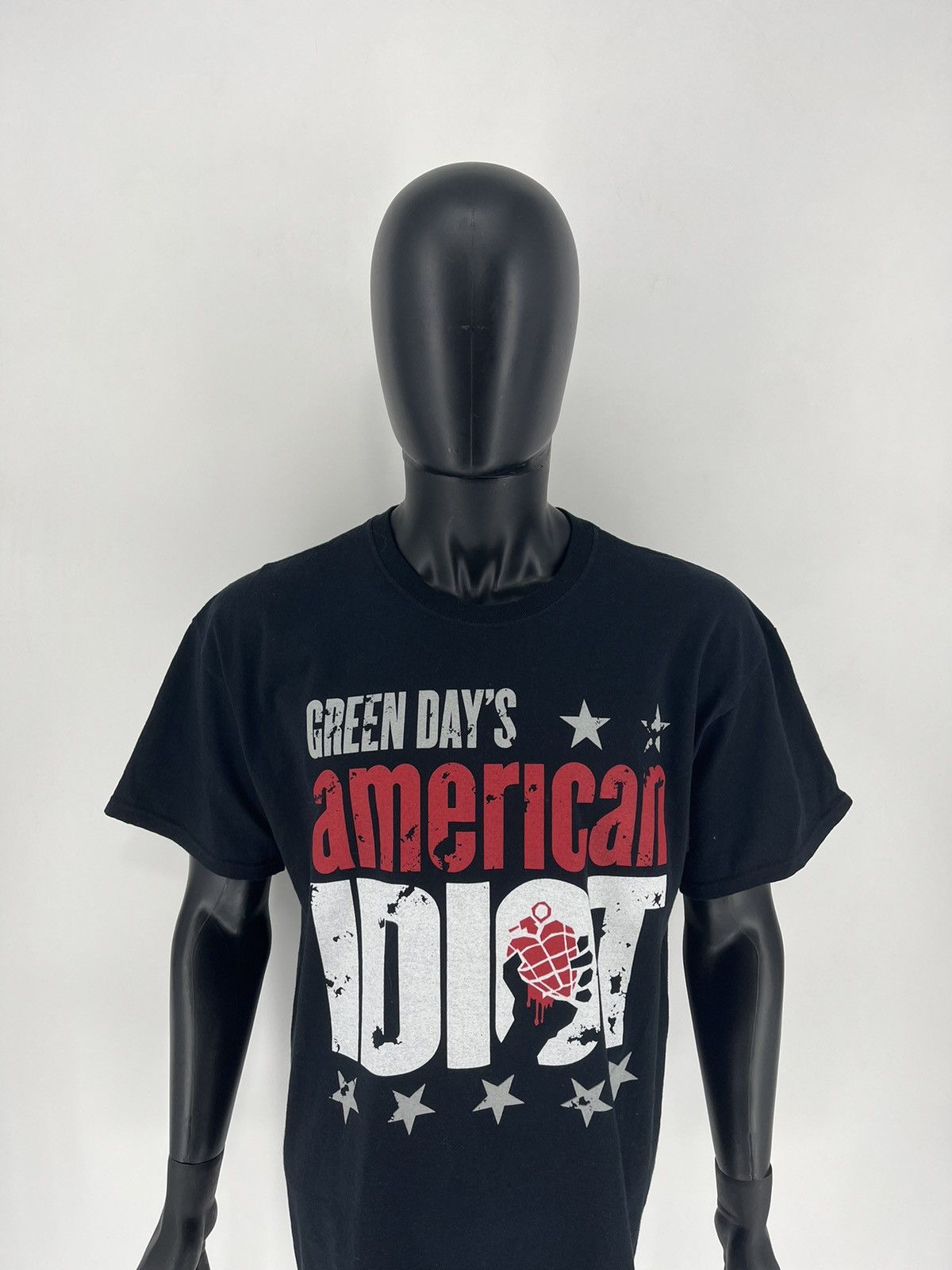Band Tees Green Day's American Idiot Band T-shirt tour 2012 Size US XL / EU 56 / 4 - 5 Thumbnail
