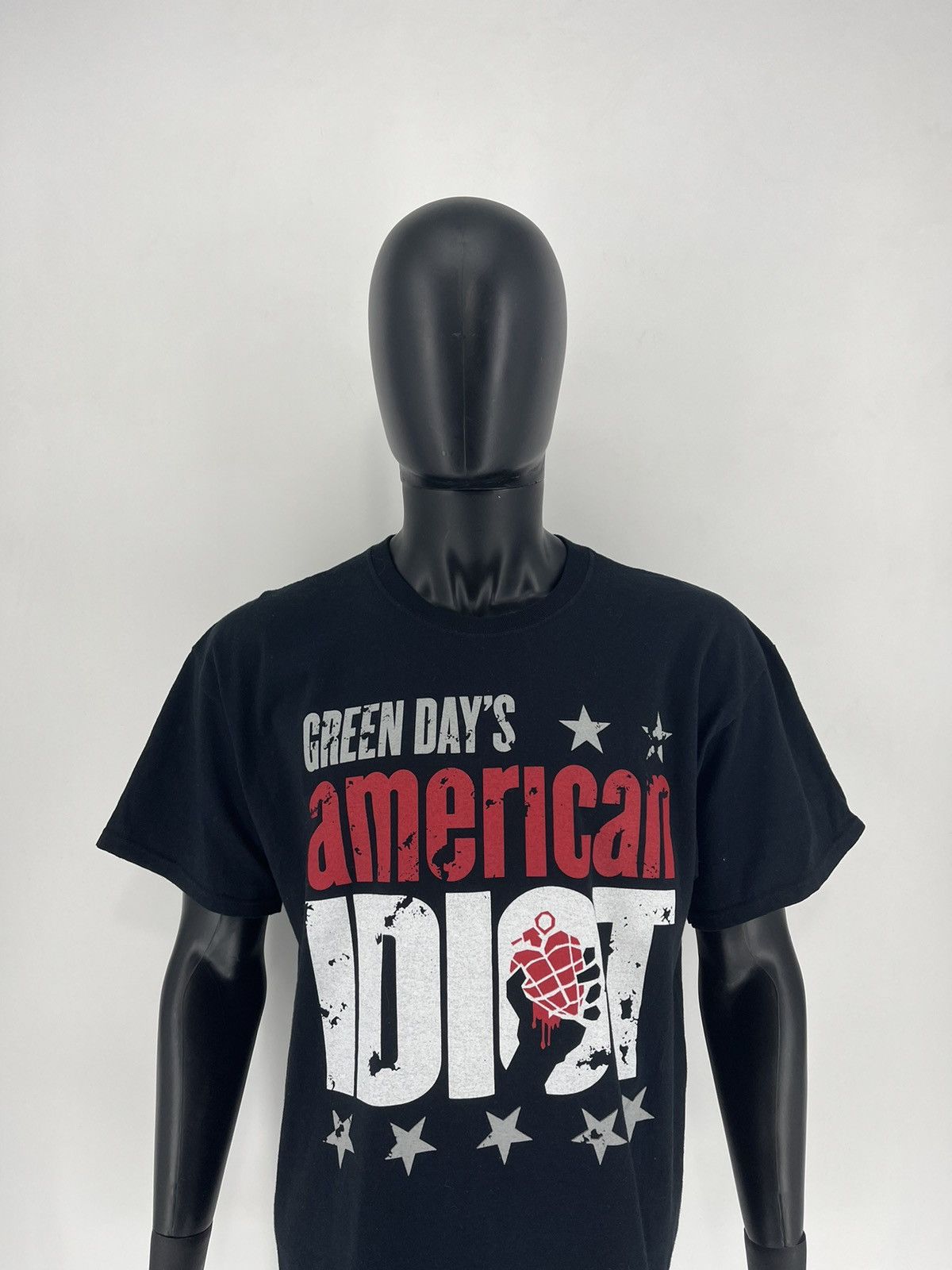 Band Tees Green Day's American Idiot Band T-shirt tour 2012 Size US XL / EU 56 / 4 - 1 Thumbnail