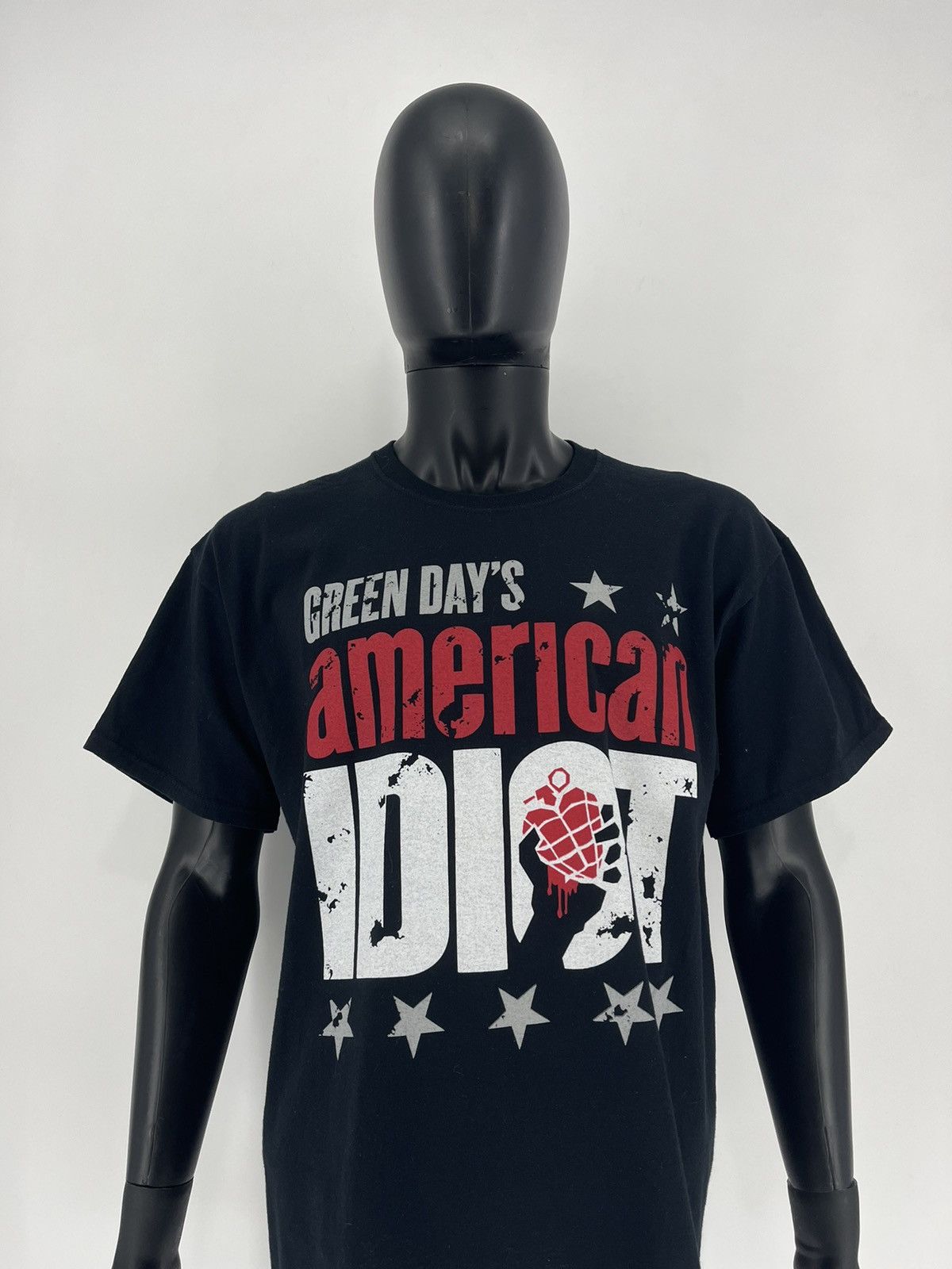 Band Tees Green Day's American Idiot Band T-shirt tour 2012 Size US XL / EU 56 / 4 - 6 Thumbnail