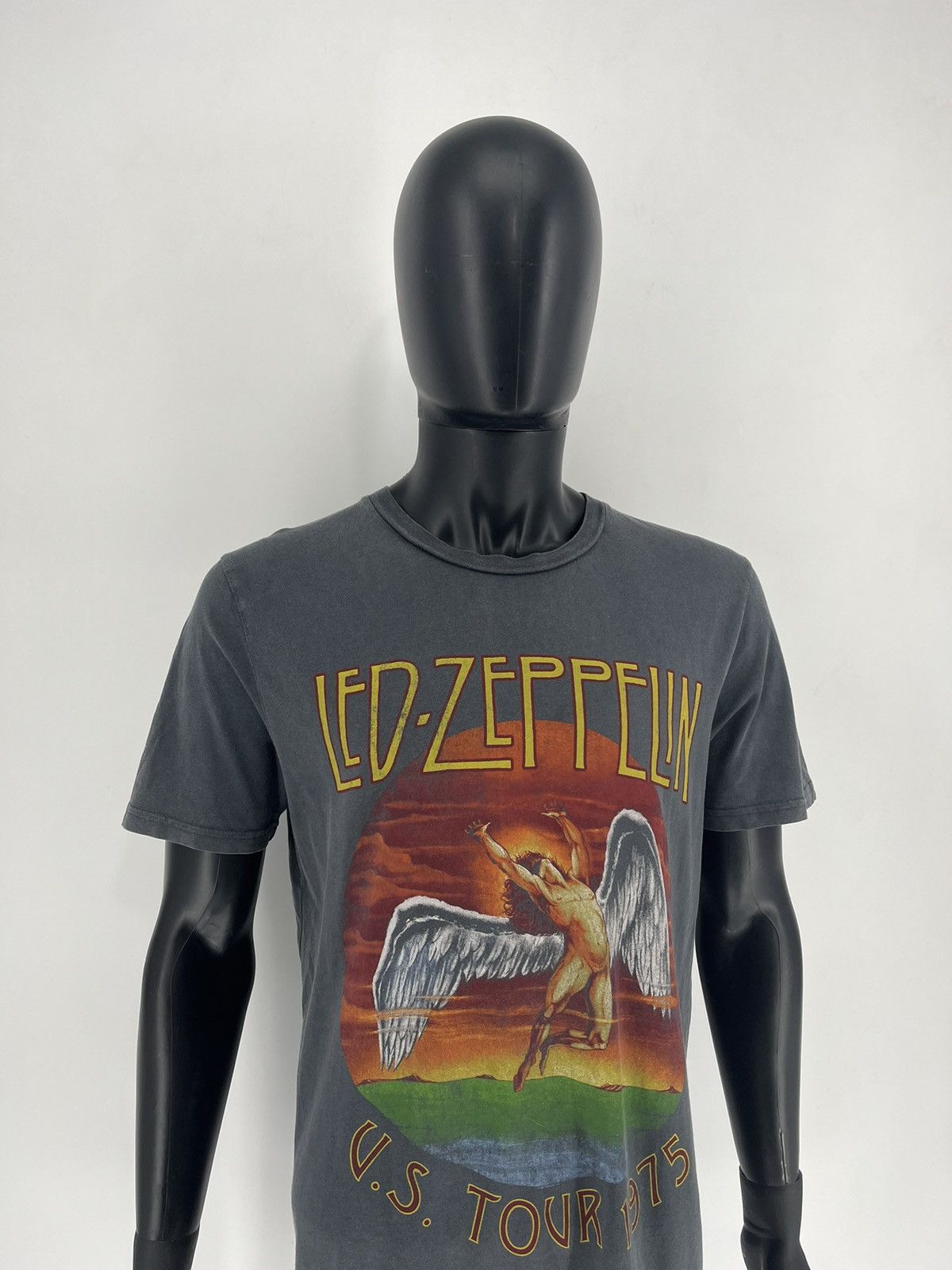 Band Tees Vintage Led Zeppelin 2011 T-Shirt Size US M / EU 48-50 / 2 - 3 Thumbnail