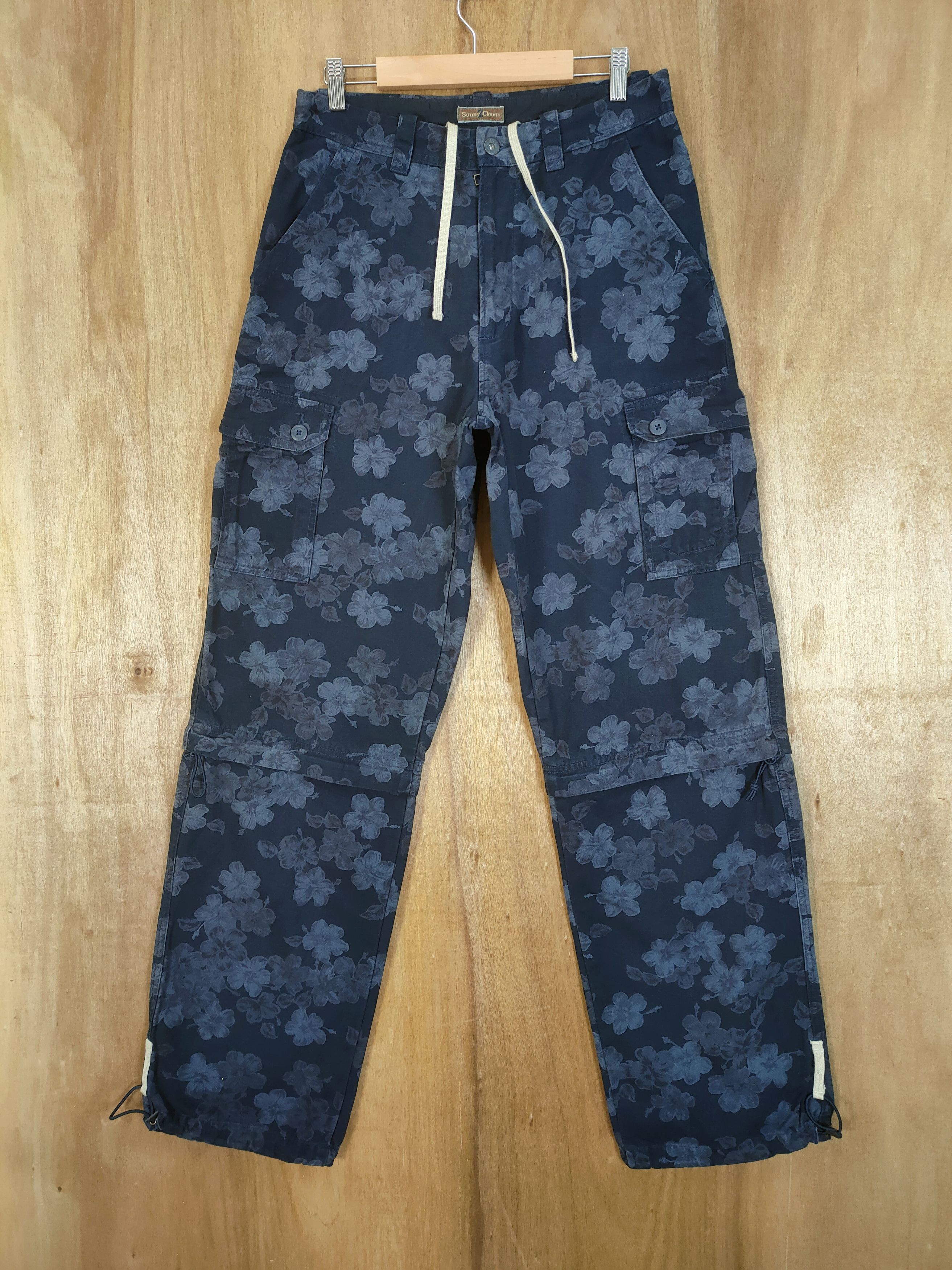 image of Vintage Sunny Cloud Flowers Cargo Pants in Dark Blue, Men's (Size 30)