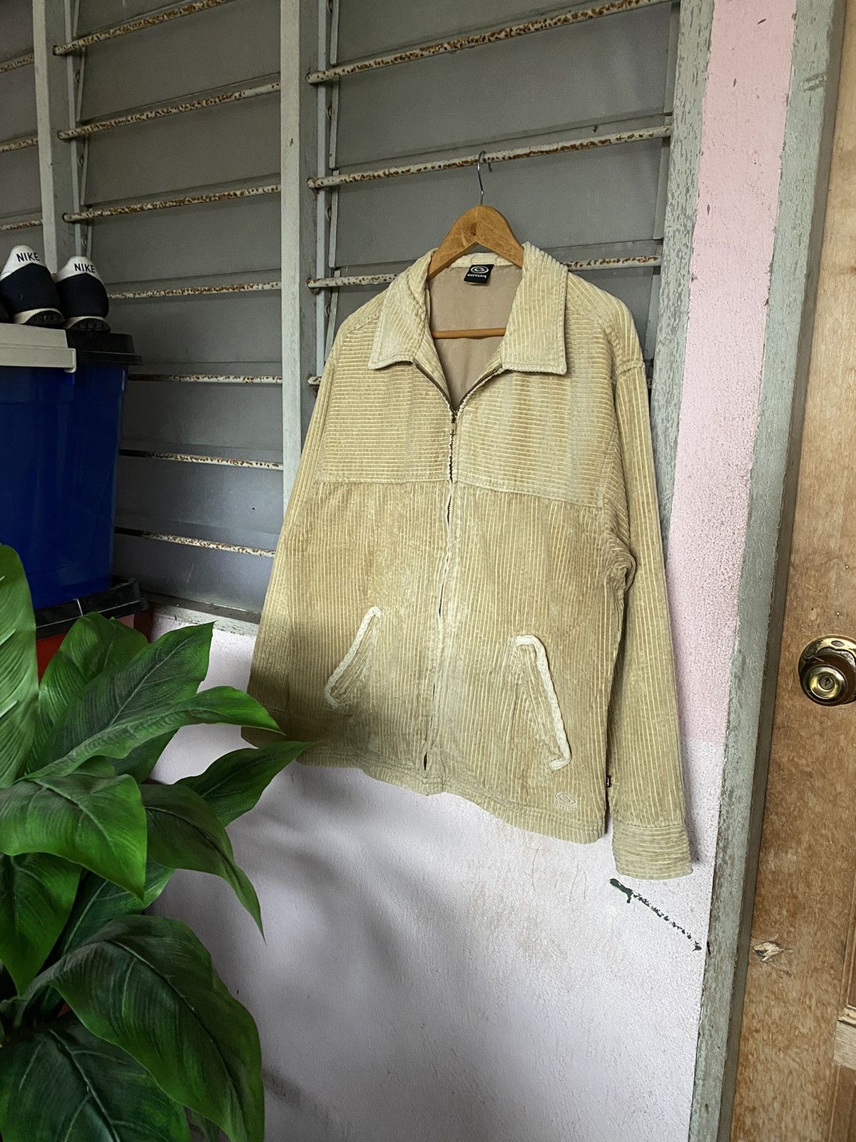 image of Gotcha Corduroy Zipper Jacket in Cream, Men's (Size Medium)