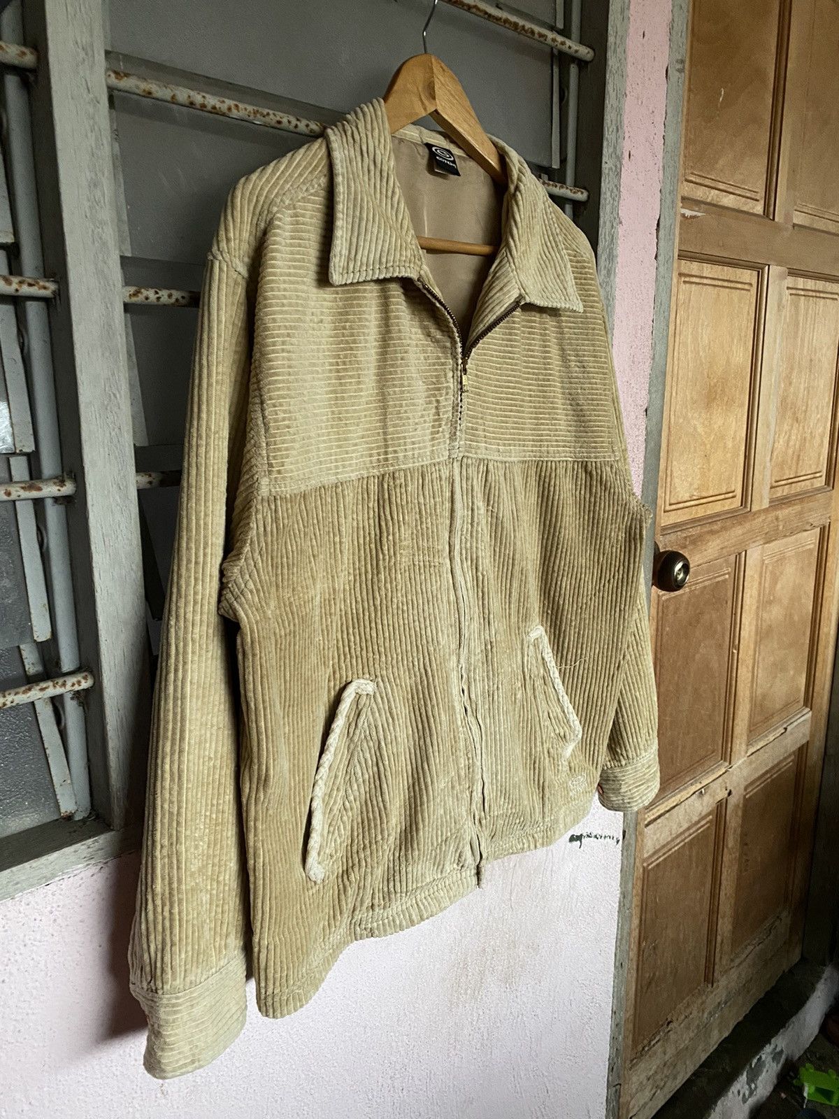 Gotcha × Vintage ⚡️Steals⚡️ Gotcha Corduroy Zipper Jacket Size US M / EU 48-50 / 2 - 3 Thumbnail
