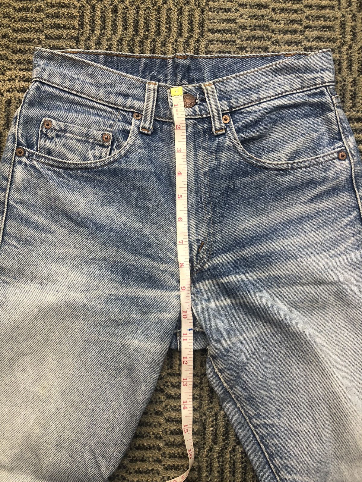 Levi's Vintage Levis 505 Distressed Faded Blue Jeans Size US 26 / EU 42 - 22 Thumbnail