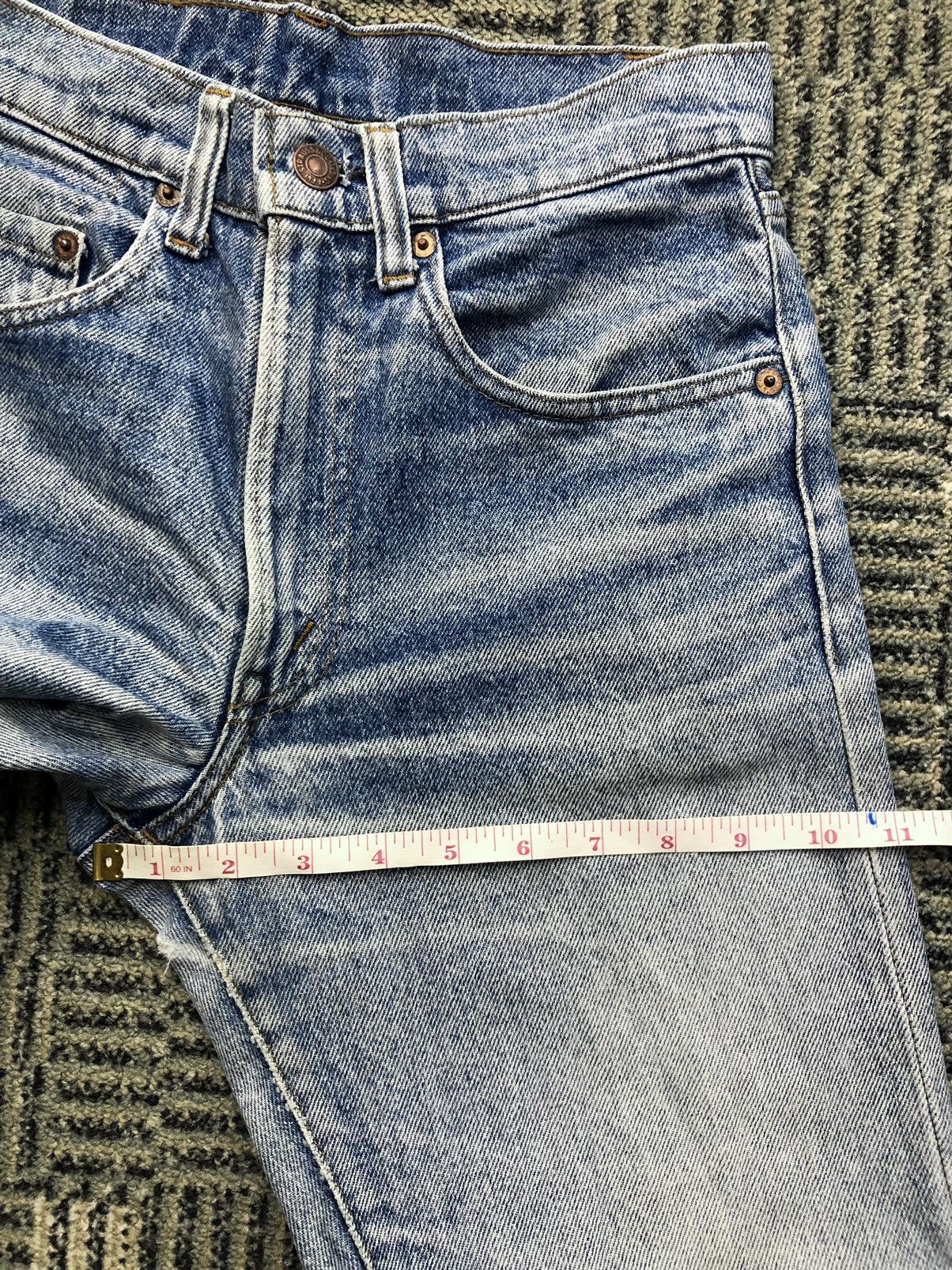 Levi's Vintage Levis 505 Distressed Faded Blue Jeans Size US 26 / EU 42 - 20 Thumbnail