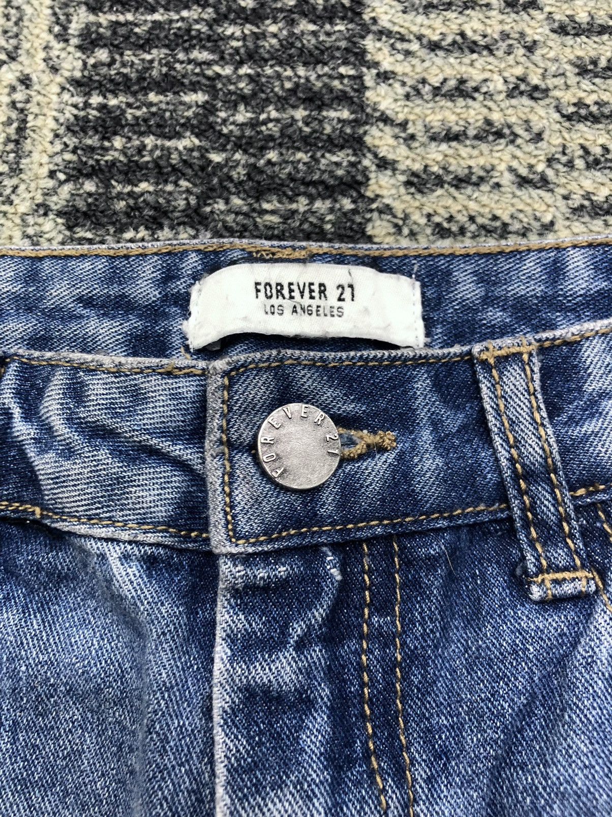 Forever 21 Forever 21 Being Bad Aint Easy Distressed Faded Blue Jeans Size US 28 / EU 44 - 6 Thumbnail
