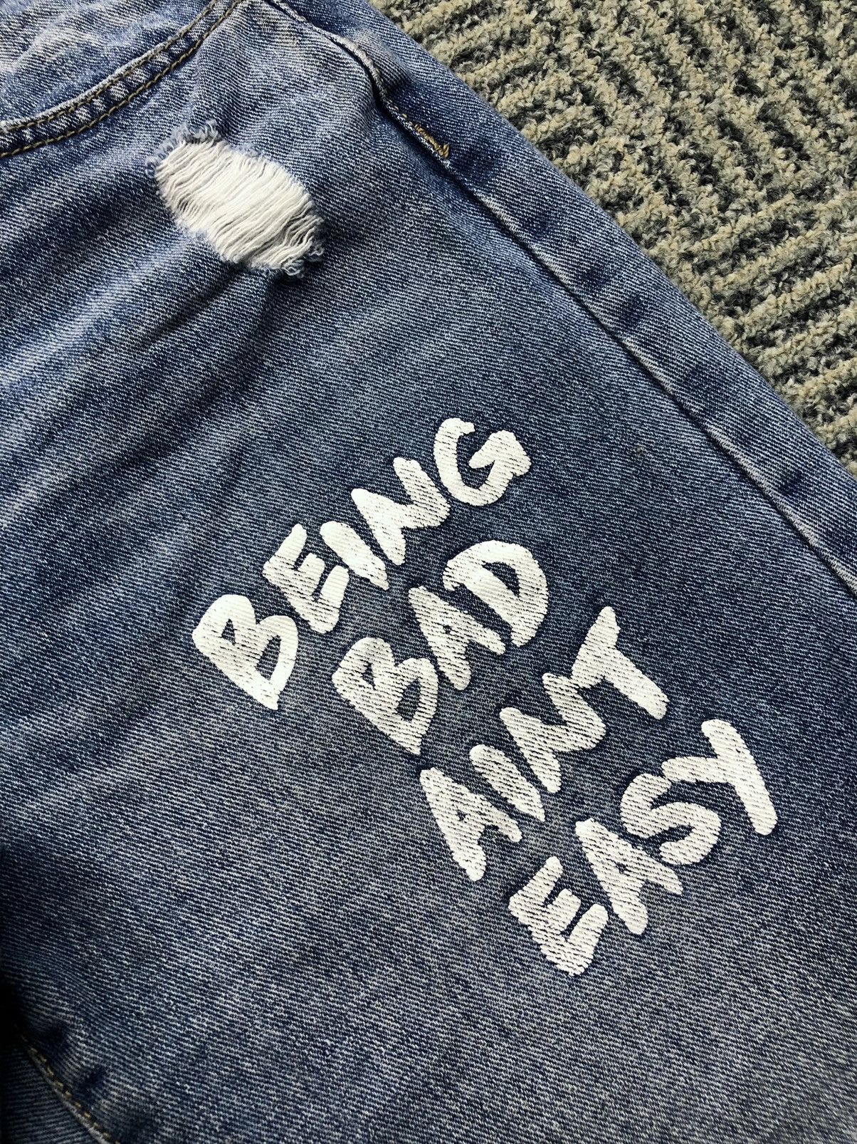 Forever 21 Forever 21 Being Bad Aint Easy Distressed Faded Blue Jeans Size US 28 / EU 44 - 9 Thumbnail