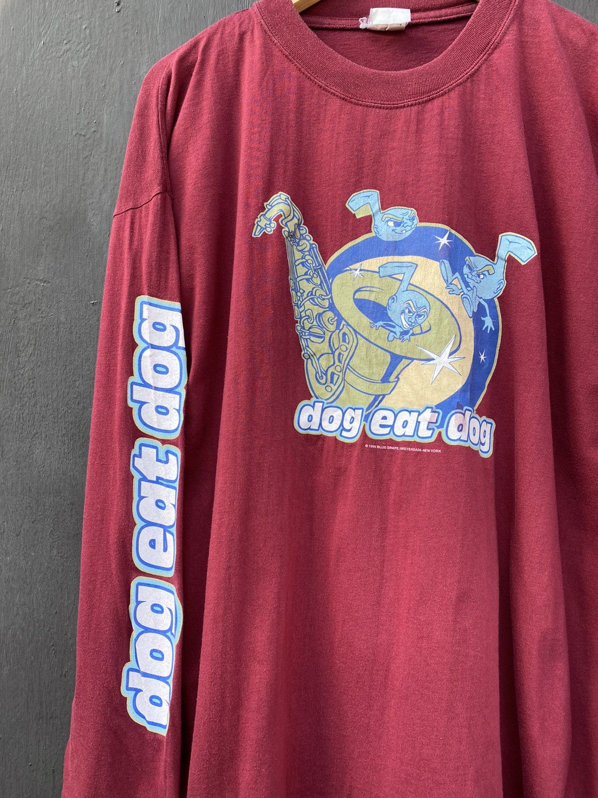 Band Tees Dog eat dog vintage 1995 band blue grape size L/Xl RARE Size US L / EU 52-54 / 3 - 3 Thumbnail