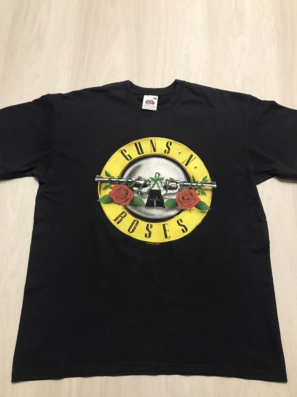 Band Tees Vintage Guns N Roses 2004 tour tee size L Size US L / EU 52-54 / 3 - 1 Thumbnail
