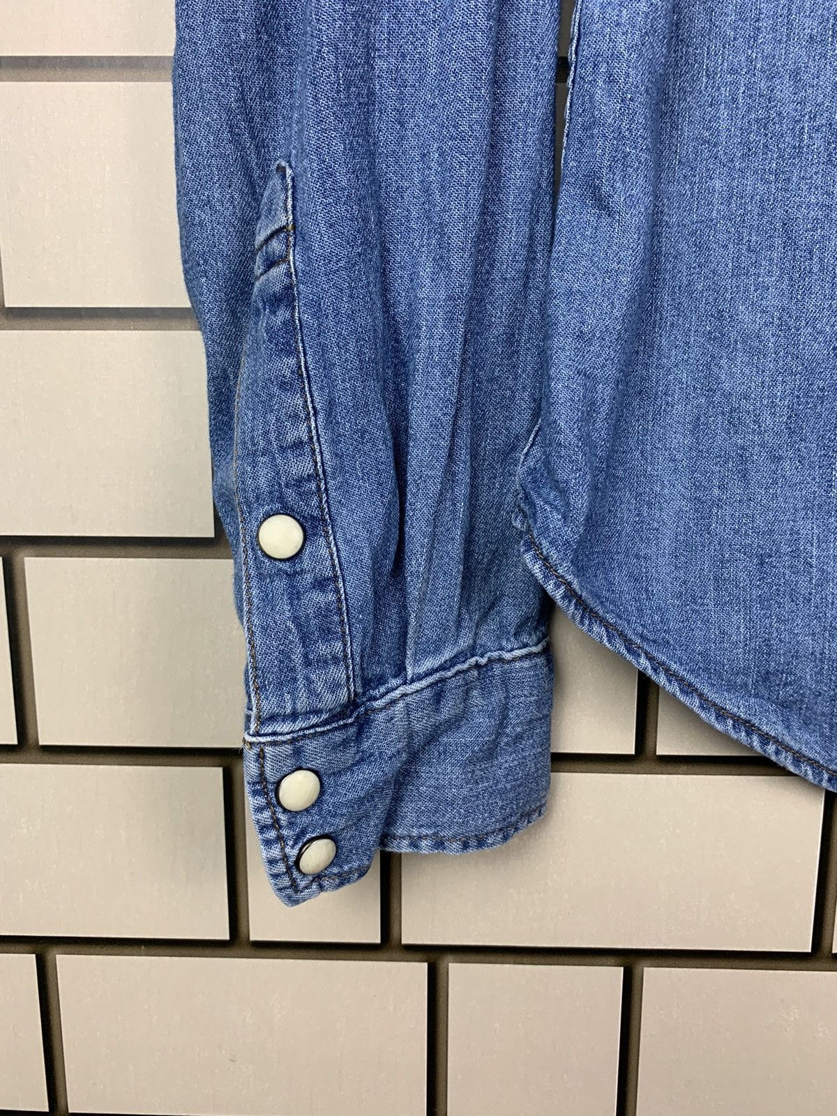 Gap × Vintage Vintage Gap Denim Shirts Button Ups Size US S / EU 44-46 / 1 - 5 Thumbnail