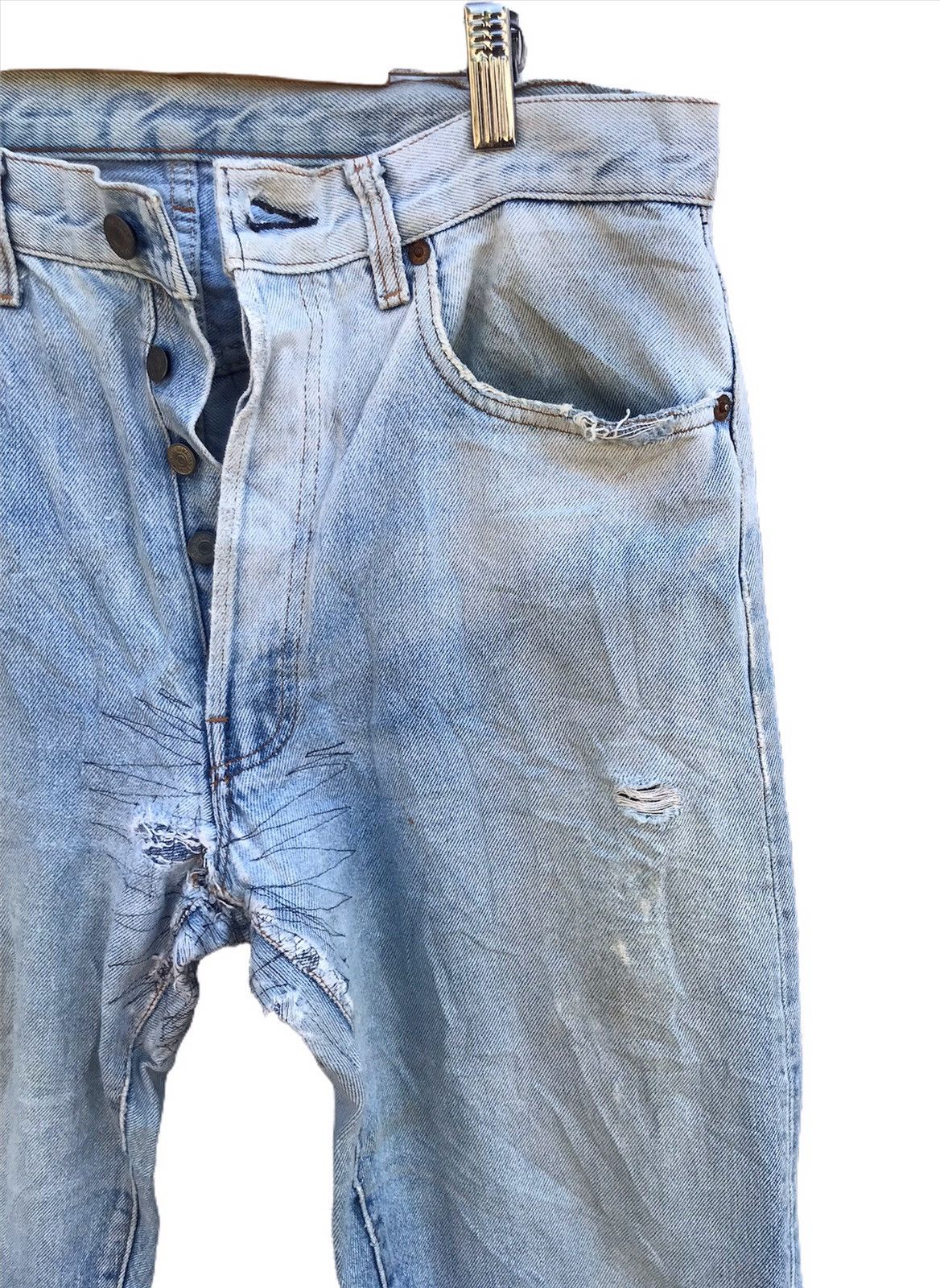 Levi's 32x28 vtg Levi’s 501 button 555 light wash blue denim jeans Size US 32 / EU 48 - 3 Thumbnail