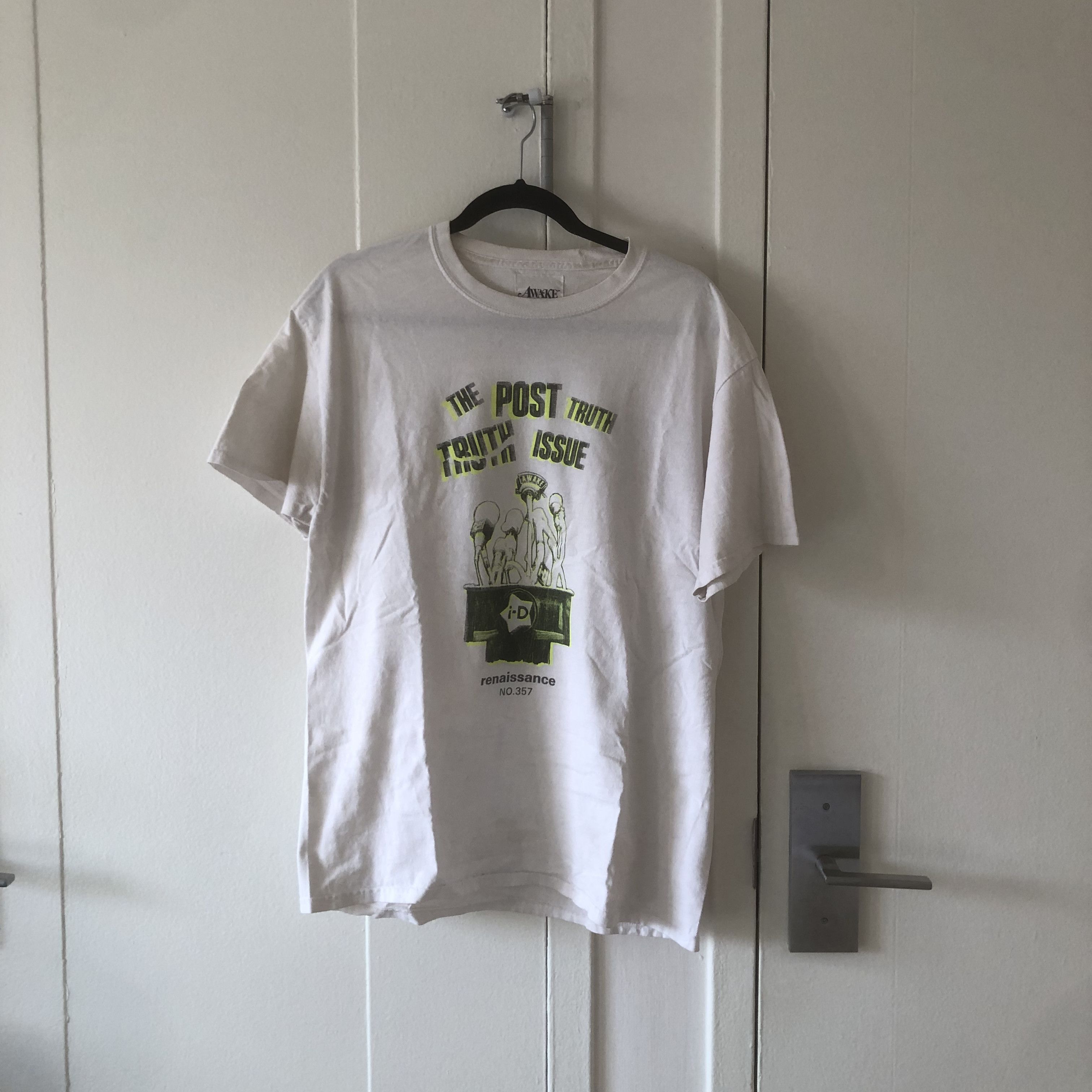 Awake NY Awake x I-D Magazine The Post Truth Issue Tee Size US L / EU 52-54 / 3 - 1 Thumbnail