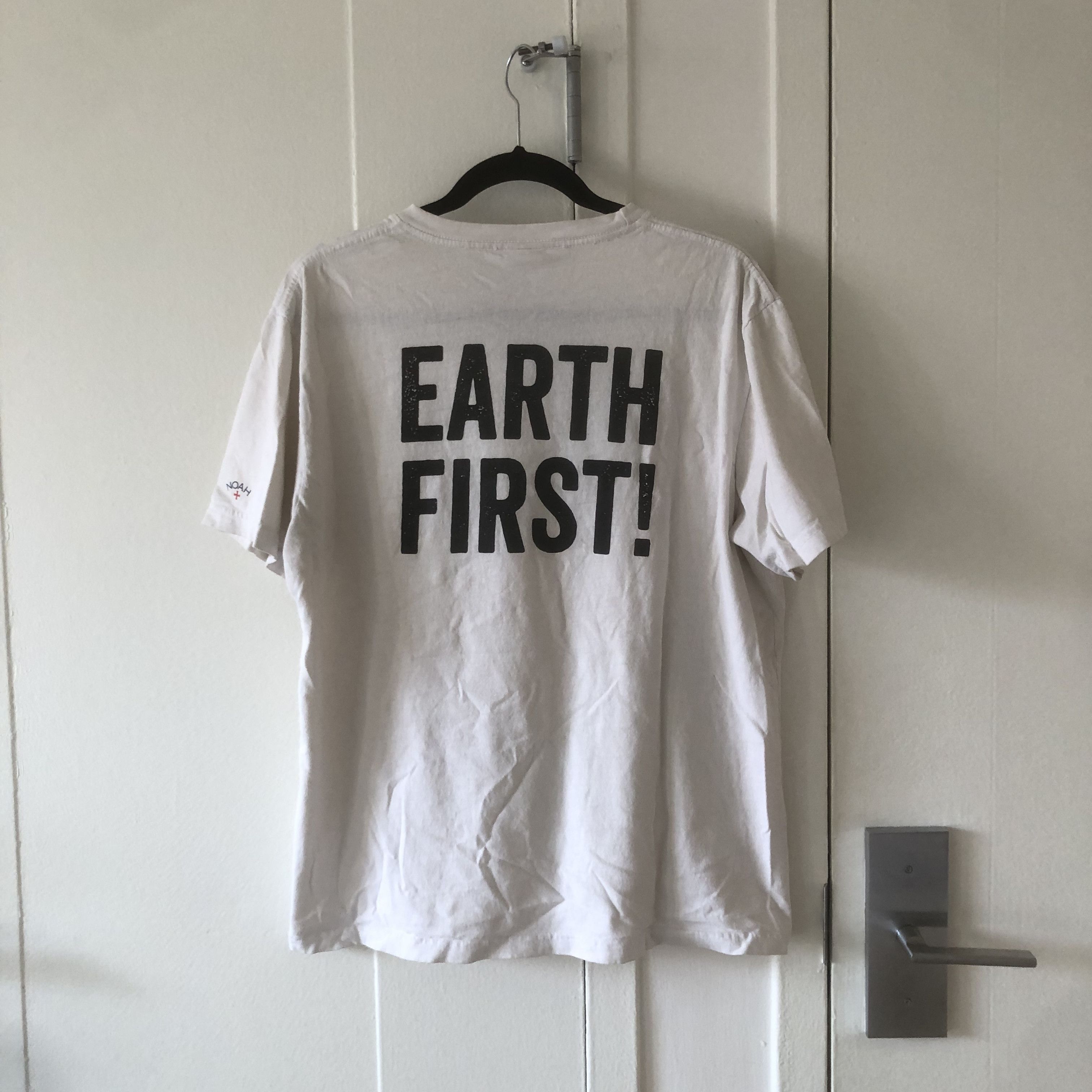 Noah Noah x Galeries Lafayette Earth First Tee Size US L / EU 52-54 / 3 - 1 Thumbnail