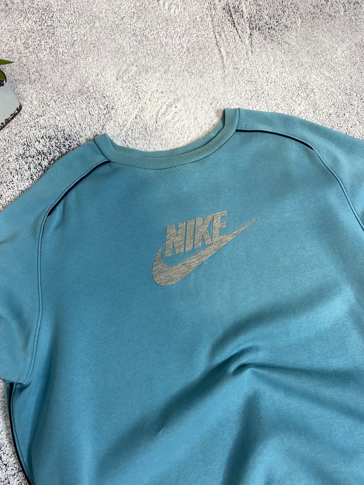 Nike Vintage Nike❤️ Sweatshirt Crewneck Embroidered Swoosh Logo Size US XL / EU 56 / 4 - 3 Thumbnail