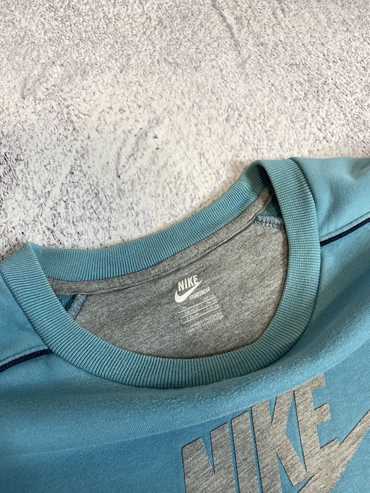 Nike Vintage Nike❤️ Sweatshirt Crewneck Embroidered Swoosh Logo Size US XL / EU 56 / 4 - 6 Thumbnail