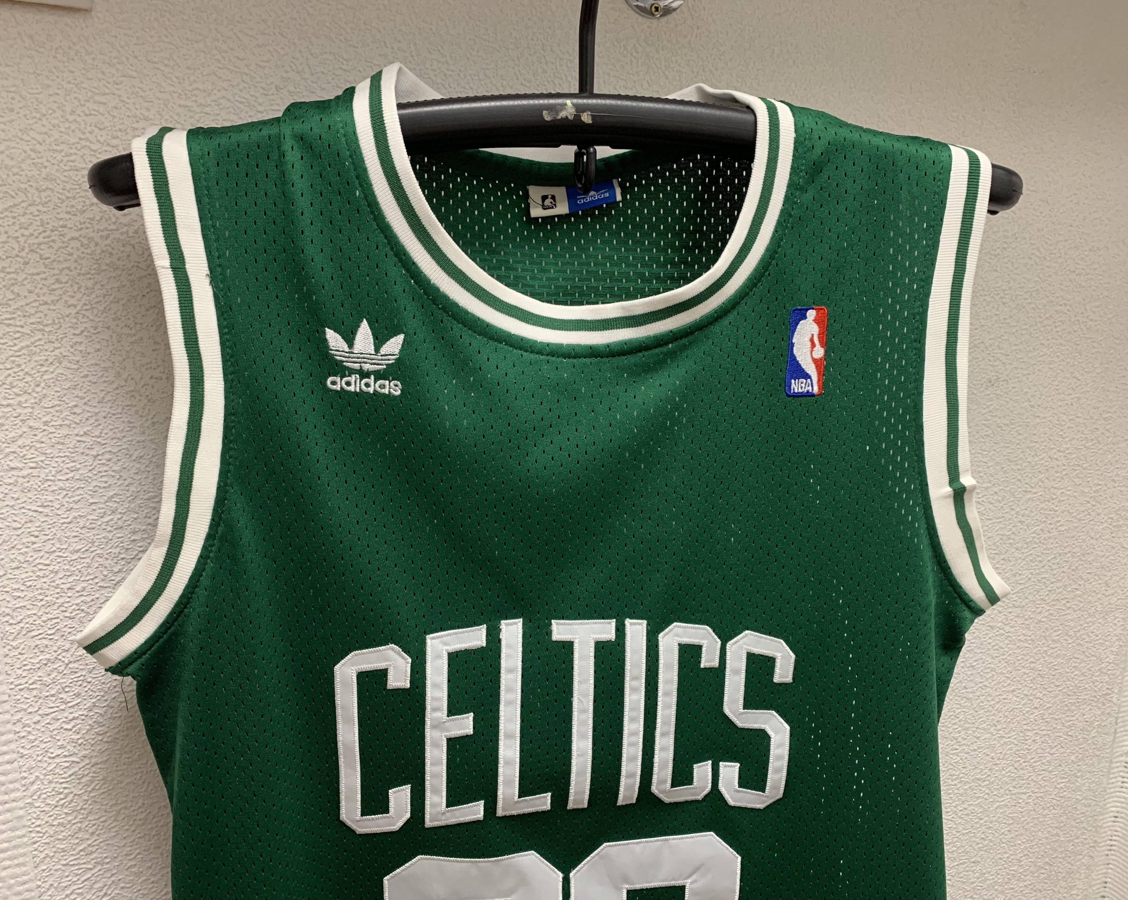 Adidas Larry Bird 33 Boston Celtics adidas nba jersey retro vintage Size US M / EU 48-50 / 2 - 3 Thumbnail