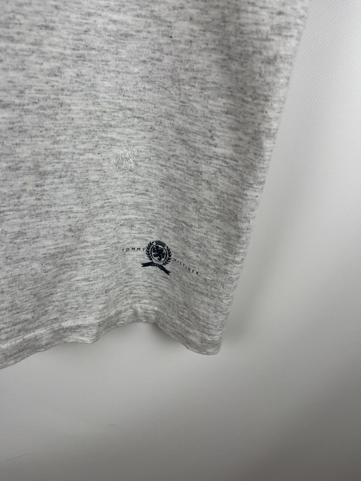 Tommy Hilfiger × Vintage Tommy Hilfiger vintage big logo printed single stitch shirt Size US XL / EU 56 / 4 - 5 Thumbnail