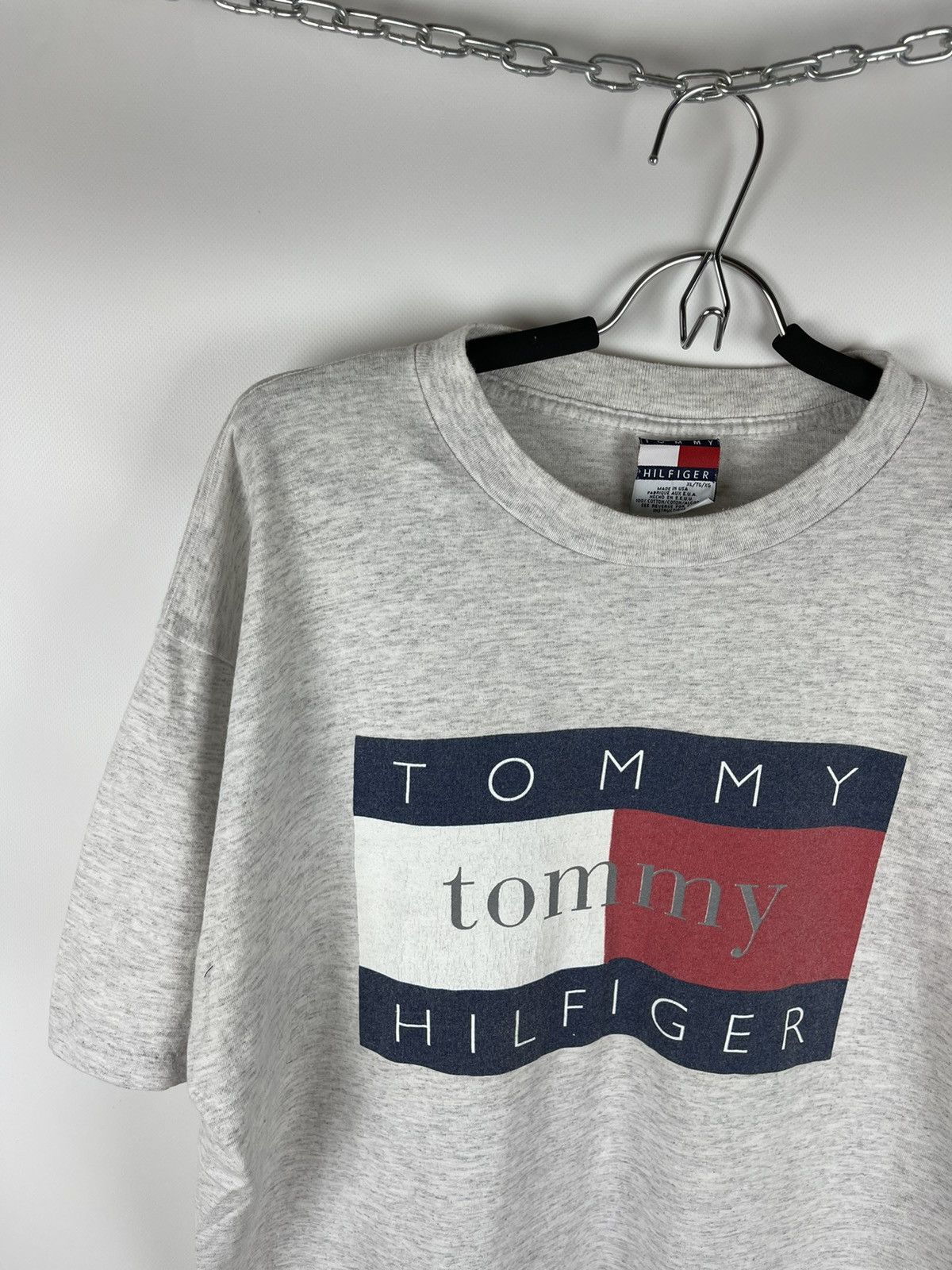 Tommy Hilfiger × Vintage Tommy Hilfiger vintage big logo printed single stitch shirt Size US XL / EU 56 / 4 - 3 Thumbnail