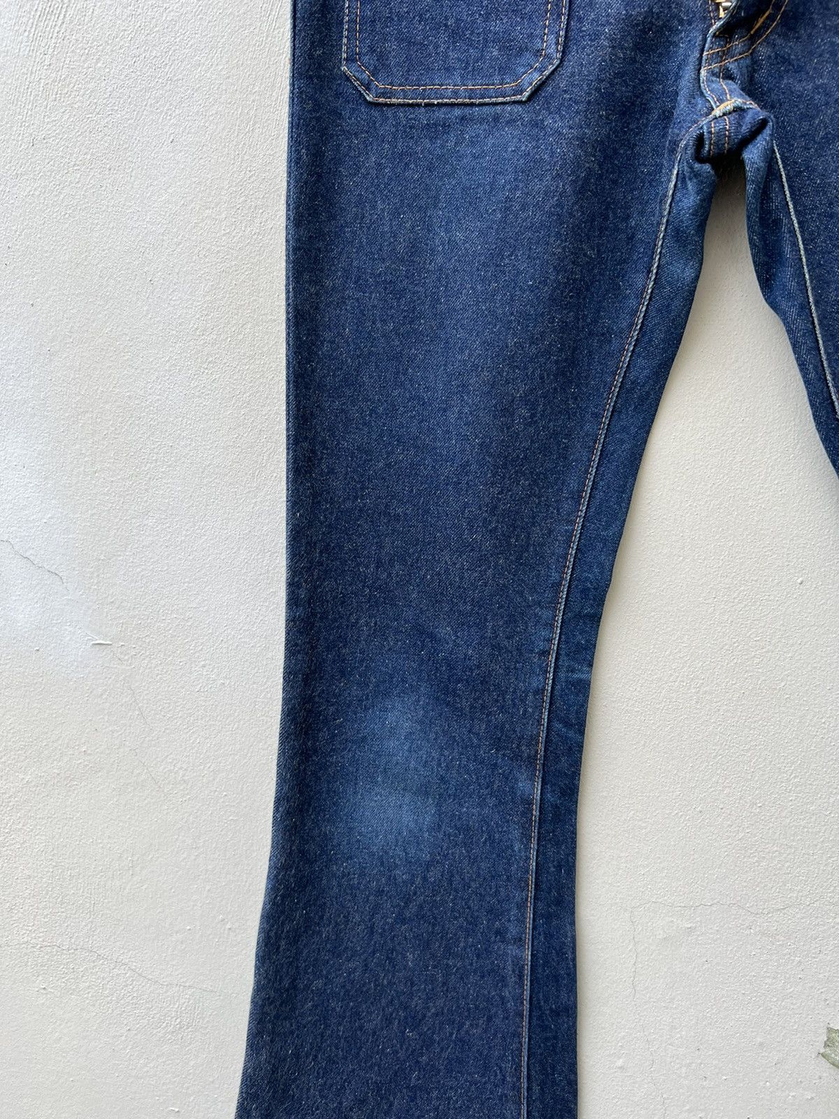 Vintage Vintage 70s BISON Japan 4 Pocket Blue Denim Bootcut Jeans Size US 28 / EU 44 - 6 Thumbnail