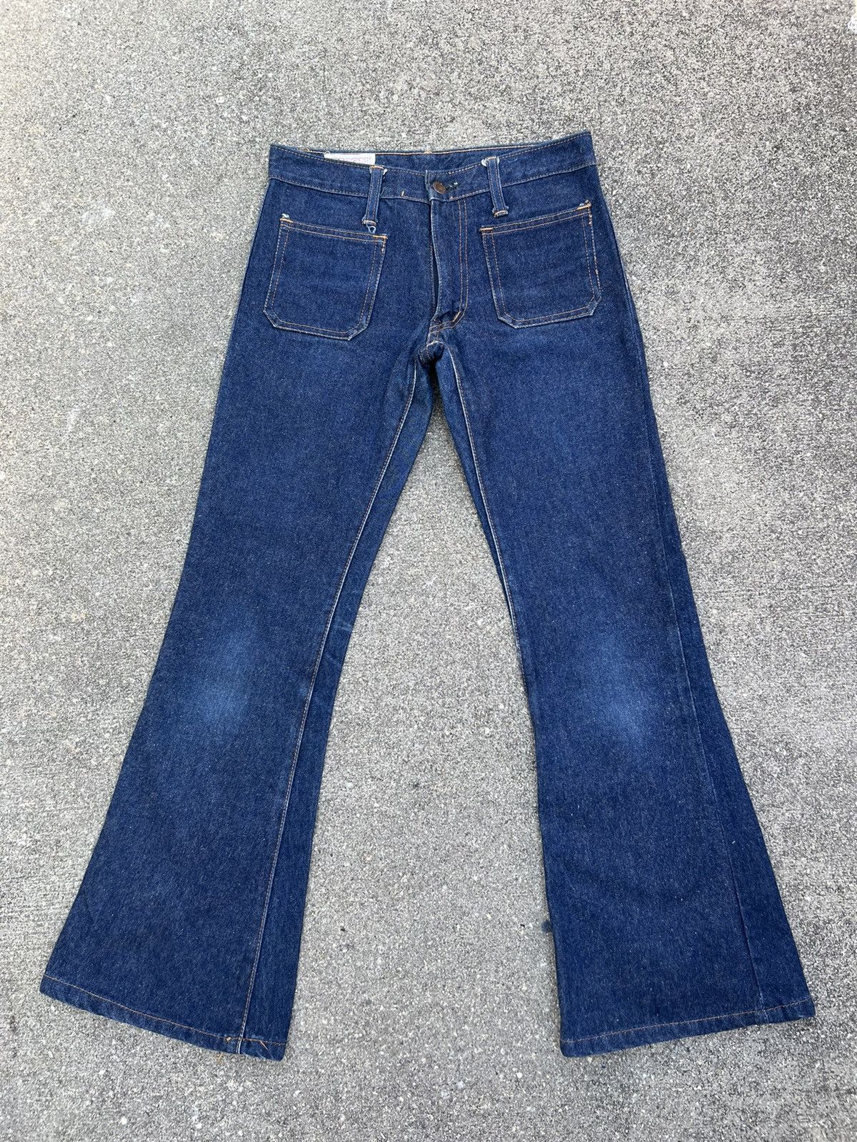 Vintage Vintage 70s BISON Japan 4 Pocket Blue Denim Bootcut Jeans Size US 28 / EU 44 - 1 Thumbnail