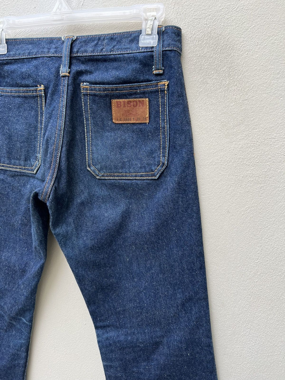 Vintage Vintage 70s BISON Japan 4 Pocket Blue Denim Bootcut Jeans Size US 28 / EU 44 - 14 Thumbnail
