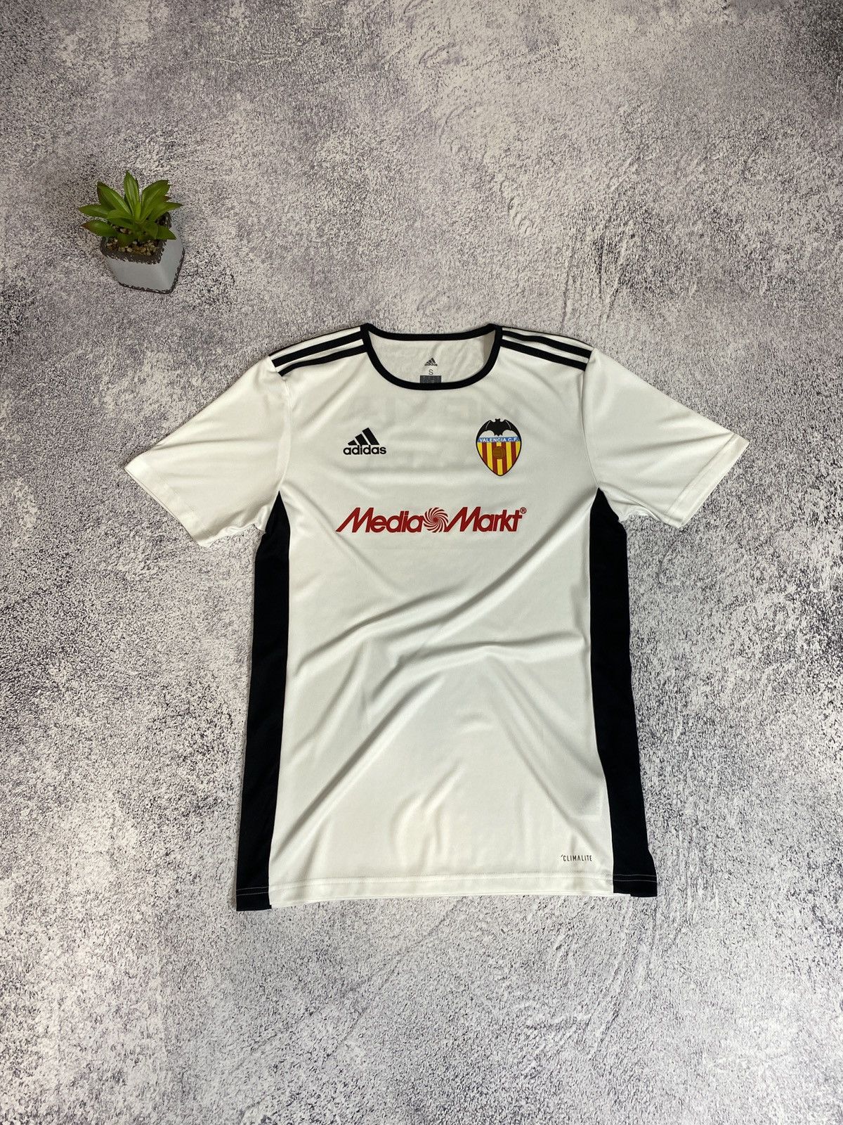 Adidas BLOCKCORE🚫 Adidas FC Valencia Training Soccer Jersey Size US S / EU 44-46 / 1 - 1 Thumbnail