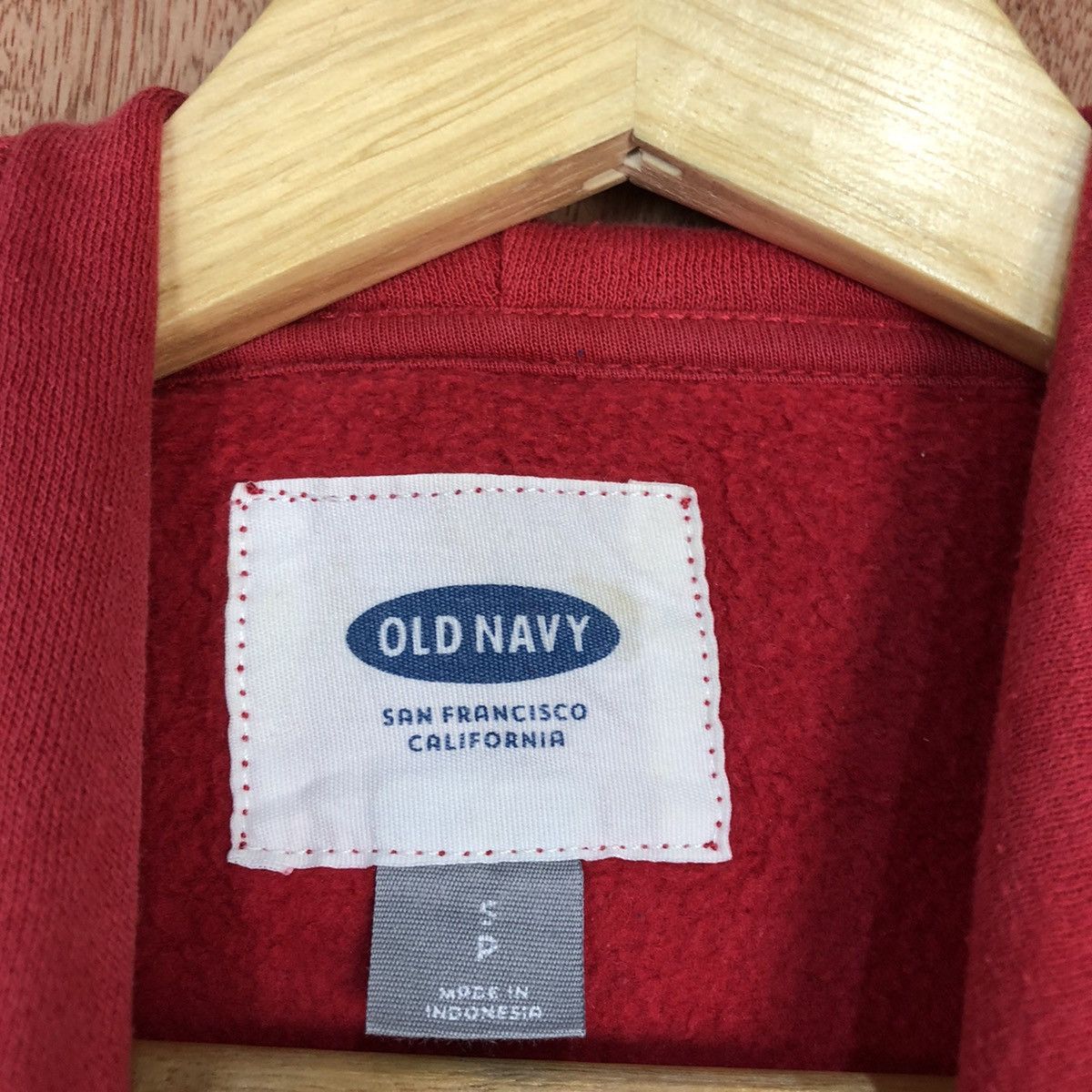 Japanese Brand DL Old Navy Red vintage sweatshirt Hoodies #2013 Size US S / EU 44-46 / 1 - 11 Thumbnail