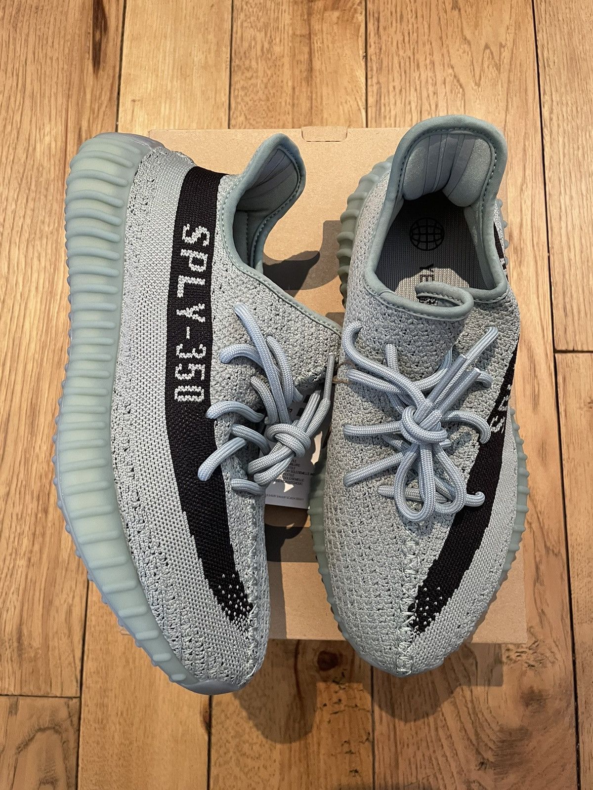 Adidas × Kanye West Yeezy 350 v2 Salt Size US 8.5 / EU 41-42 - 2 Thumbnail