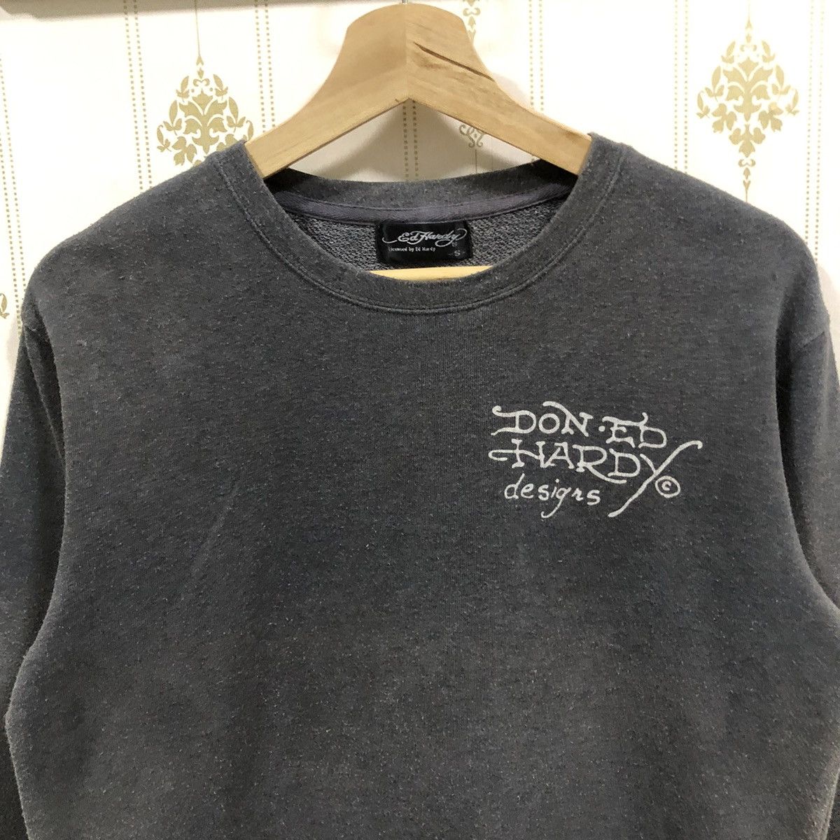 Ed Hardy Vintage edhardy bleach stone wash crewneck Size US S / EU 44-46 / 1 - 3 Thumbnail