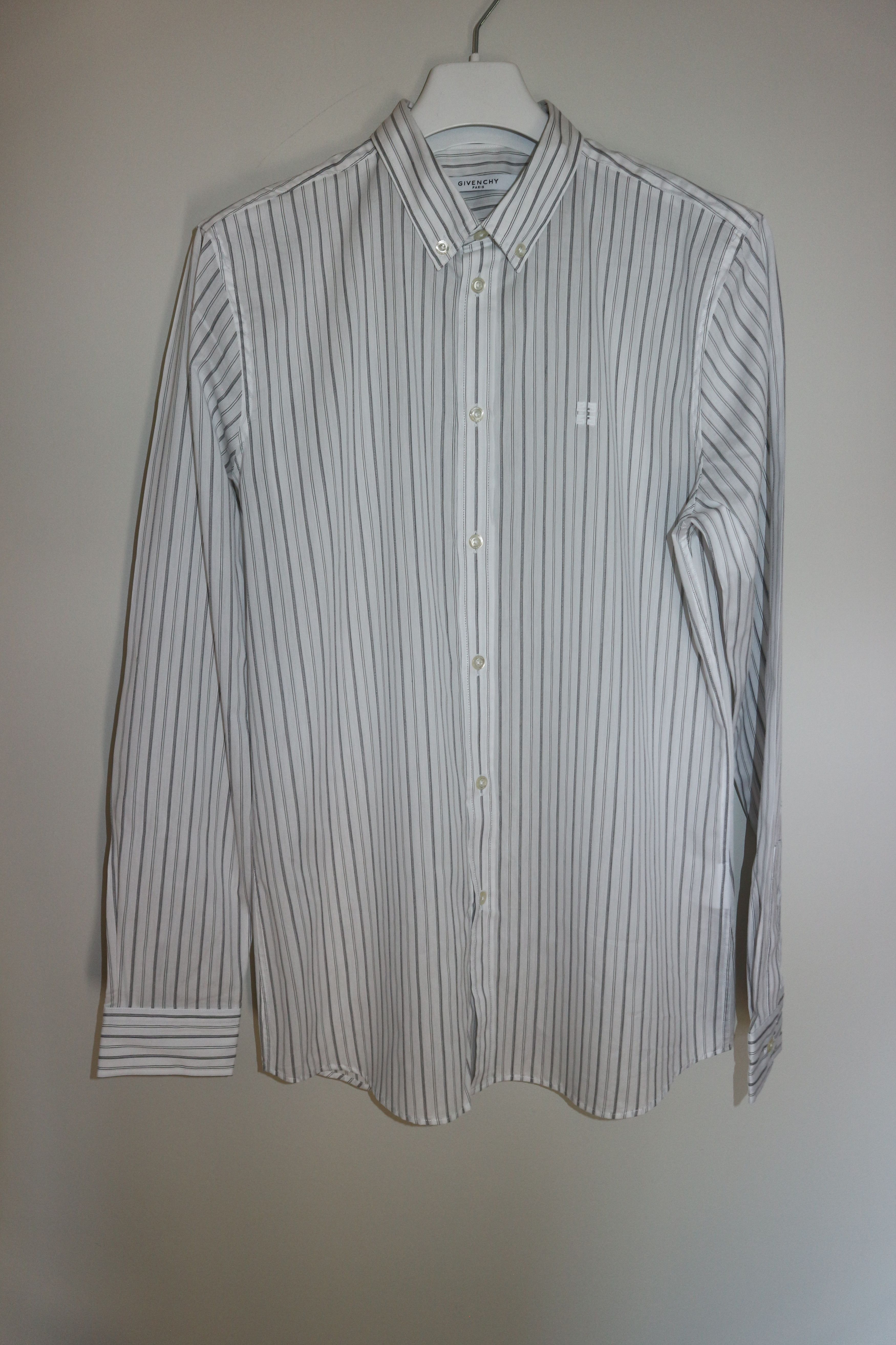 Givenchy 4G embroidered logo shirt Size US L / EU 52-54 / 3 - 1 Thumbnail