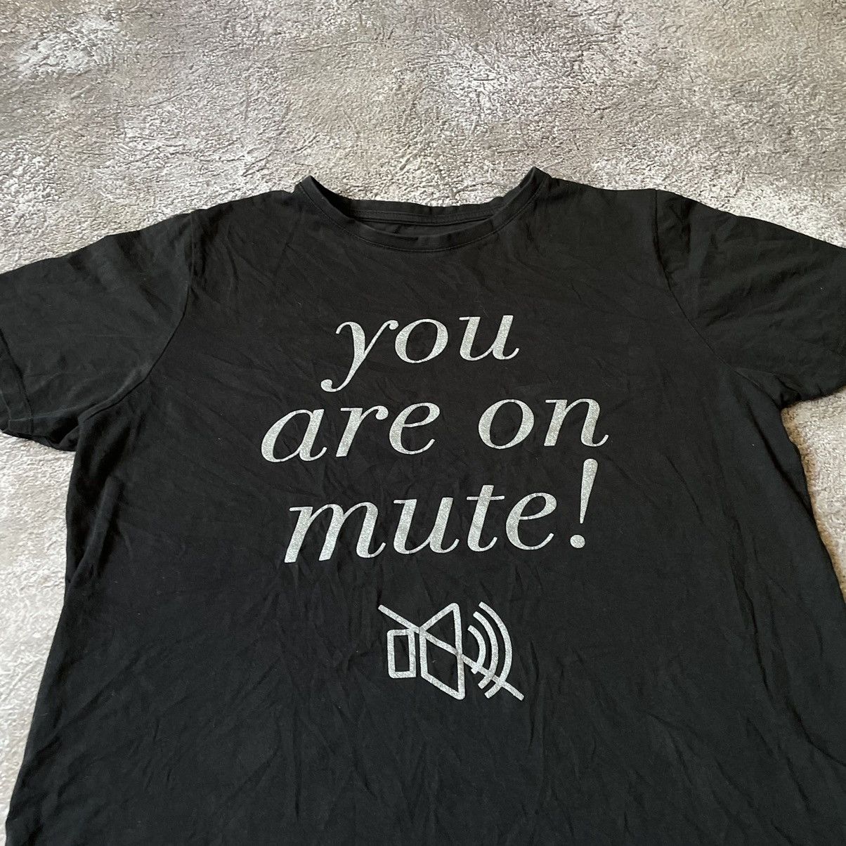 Vintage Vintage Y2K Graphic Tee Mute Slogan Funny Streetwear Faded M Size US M / EU 48-50 / 2 - 5 Thumbnail