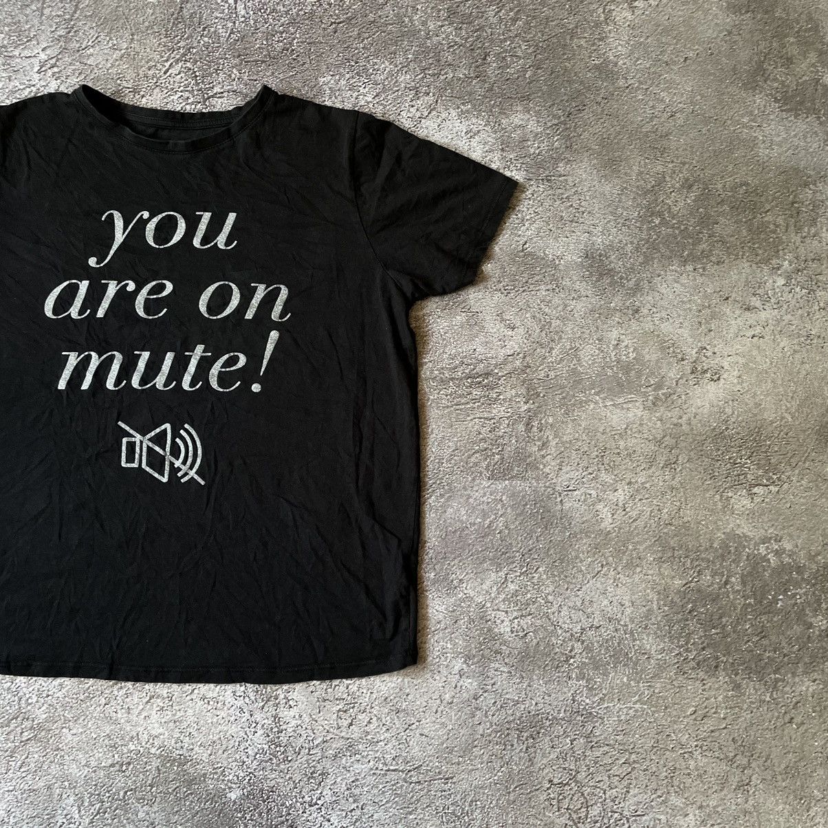 Vintage Vintage Y2K Graphic Tee Mute Slogan Funny Streetwear Faded M Size US M / EU 48-50 / 2 - 2 Thumbnail